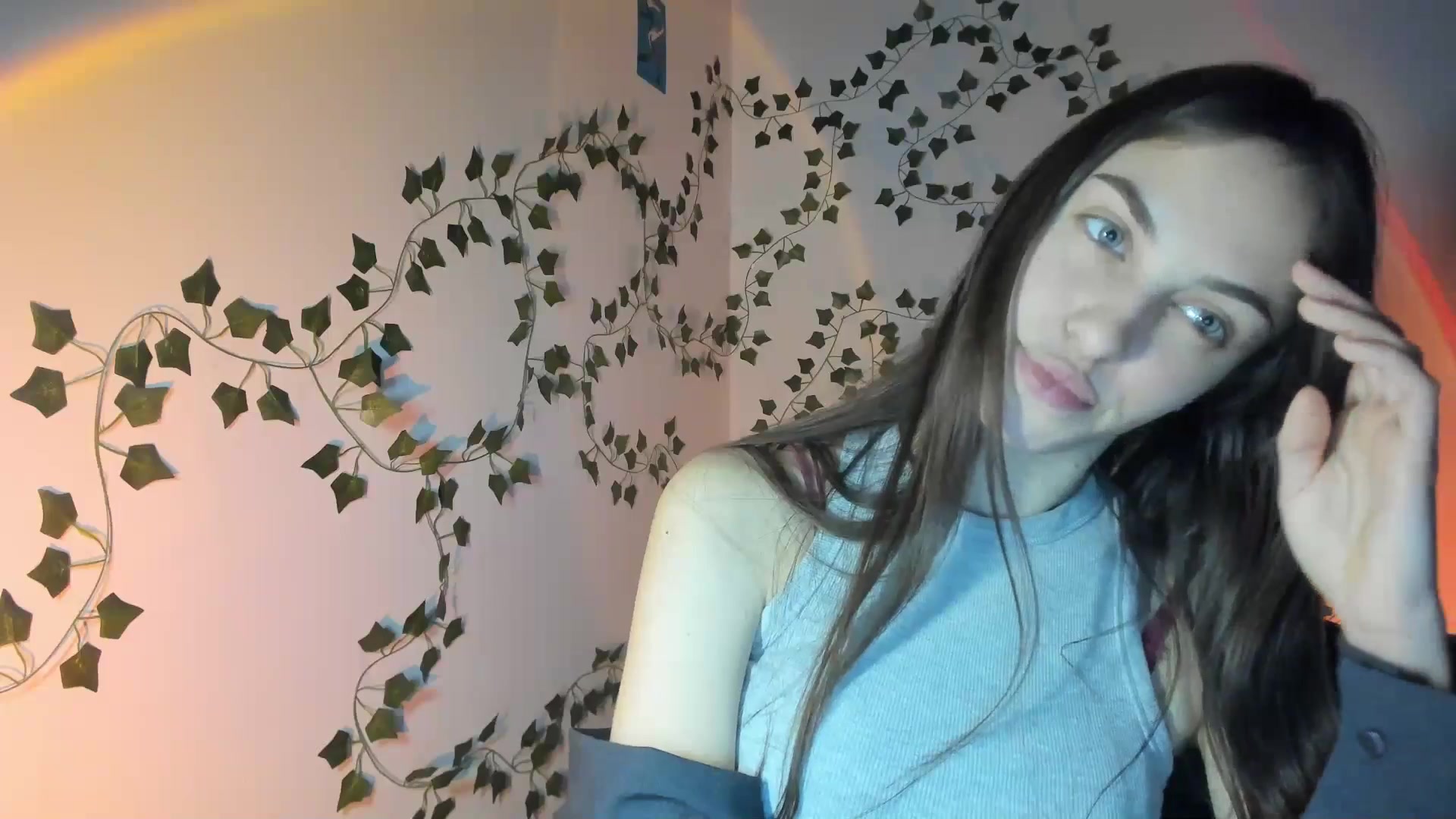 Gallery image thumbnail from Dashamoxy's myfreecams stream on, 03/26/2026, 18:44 image 12 of 20