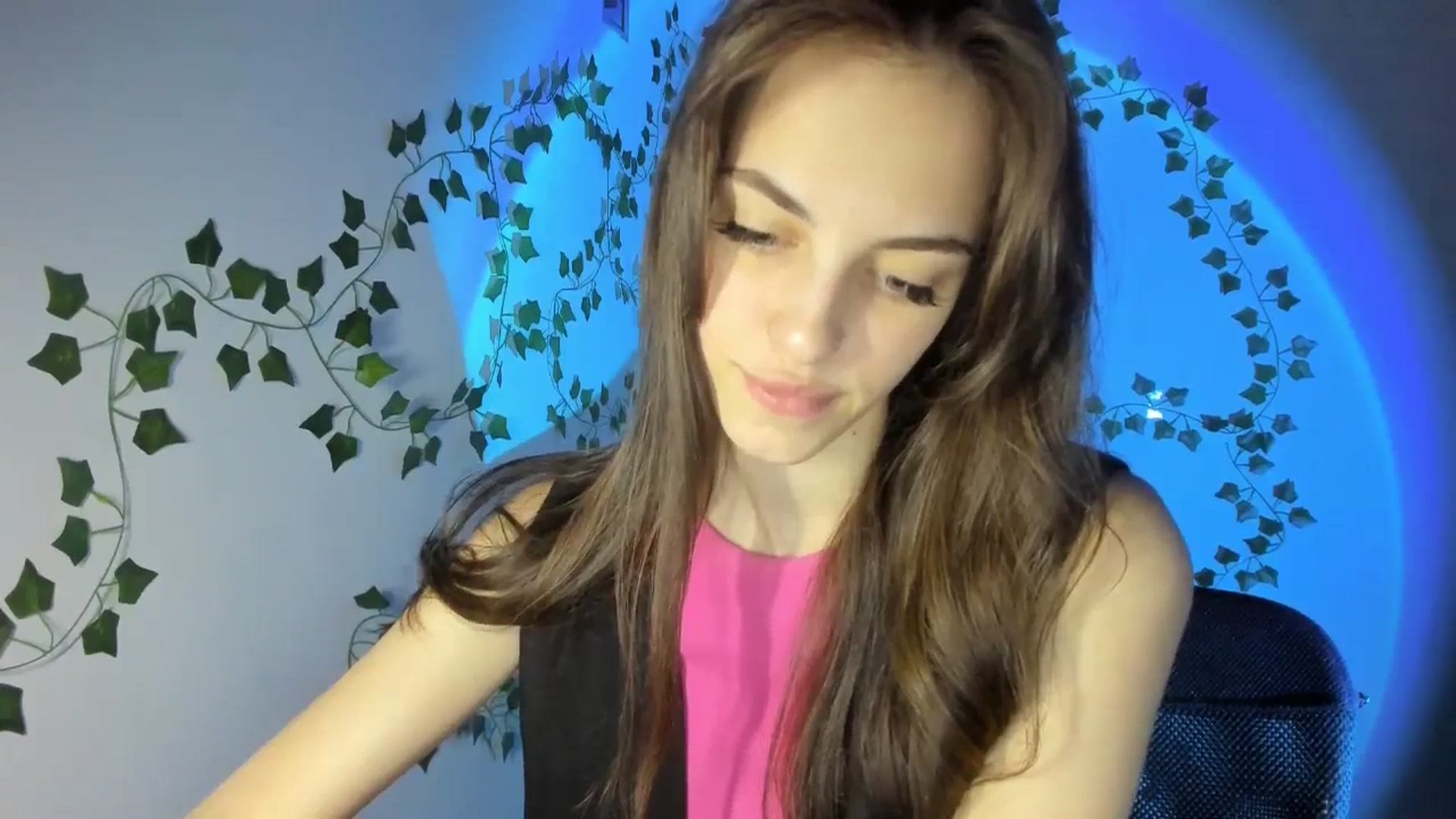Gallery image thumbnail from Dashamoxy's myfreecams stream on, 03/27/2026, 15:55 image 14 of 20