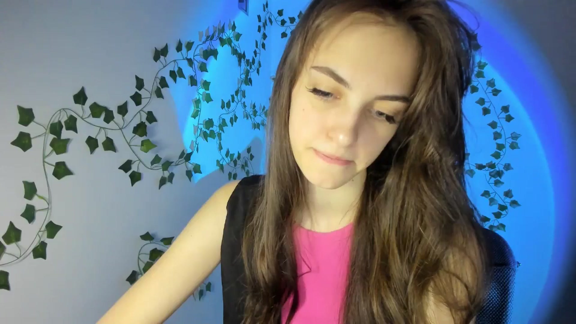 Gallery image thumbnail from Dashamoxy's myfreecams stream on, 03/27/2026, 15:55 image 17 of 20