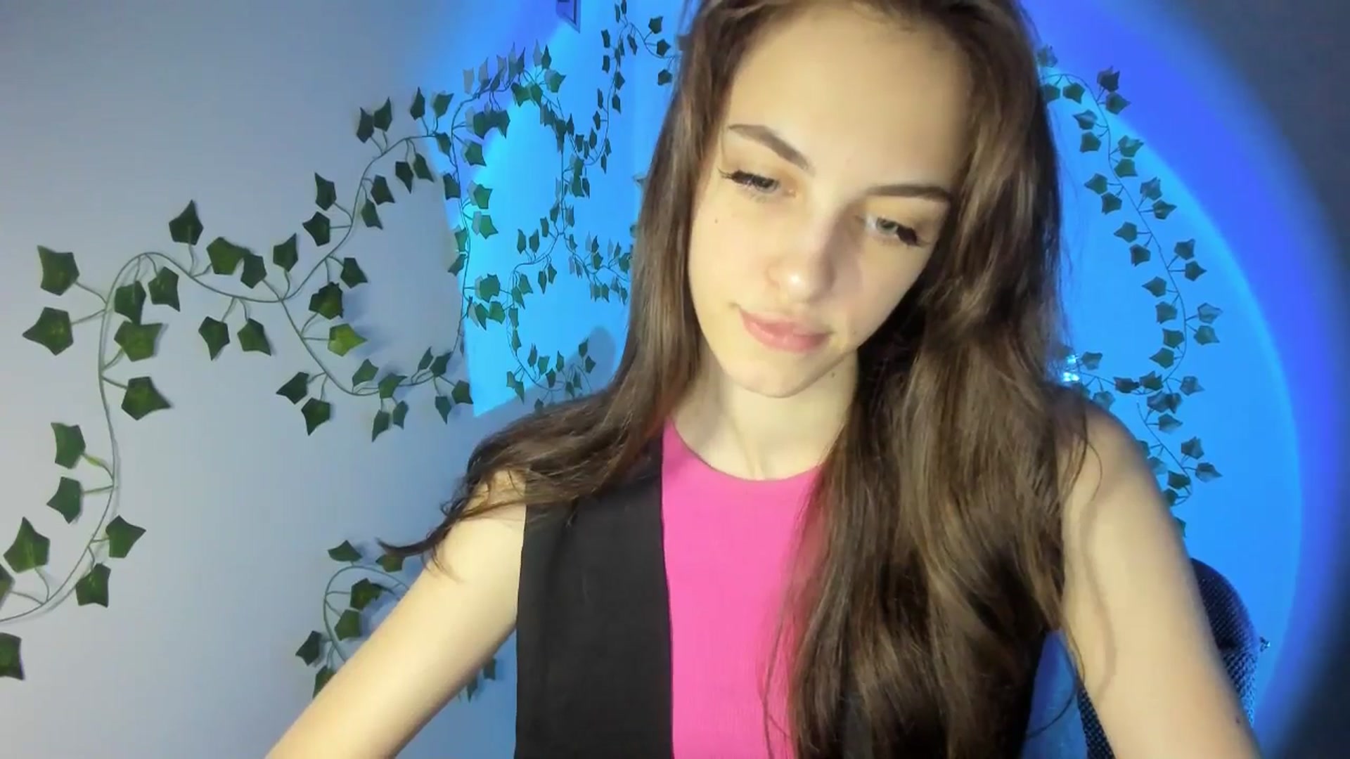 Gallery image thumbnail from Dashamoxy's myfreecams stream on, 03/27/2026, 15:55 image 13 of 20