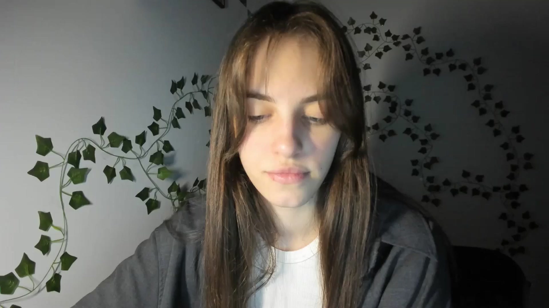 Gallery image thumbnail from Dashamoxy's myfreecams stream on, 03/29/2026, 16:35 image 6 of 20