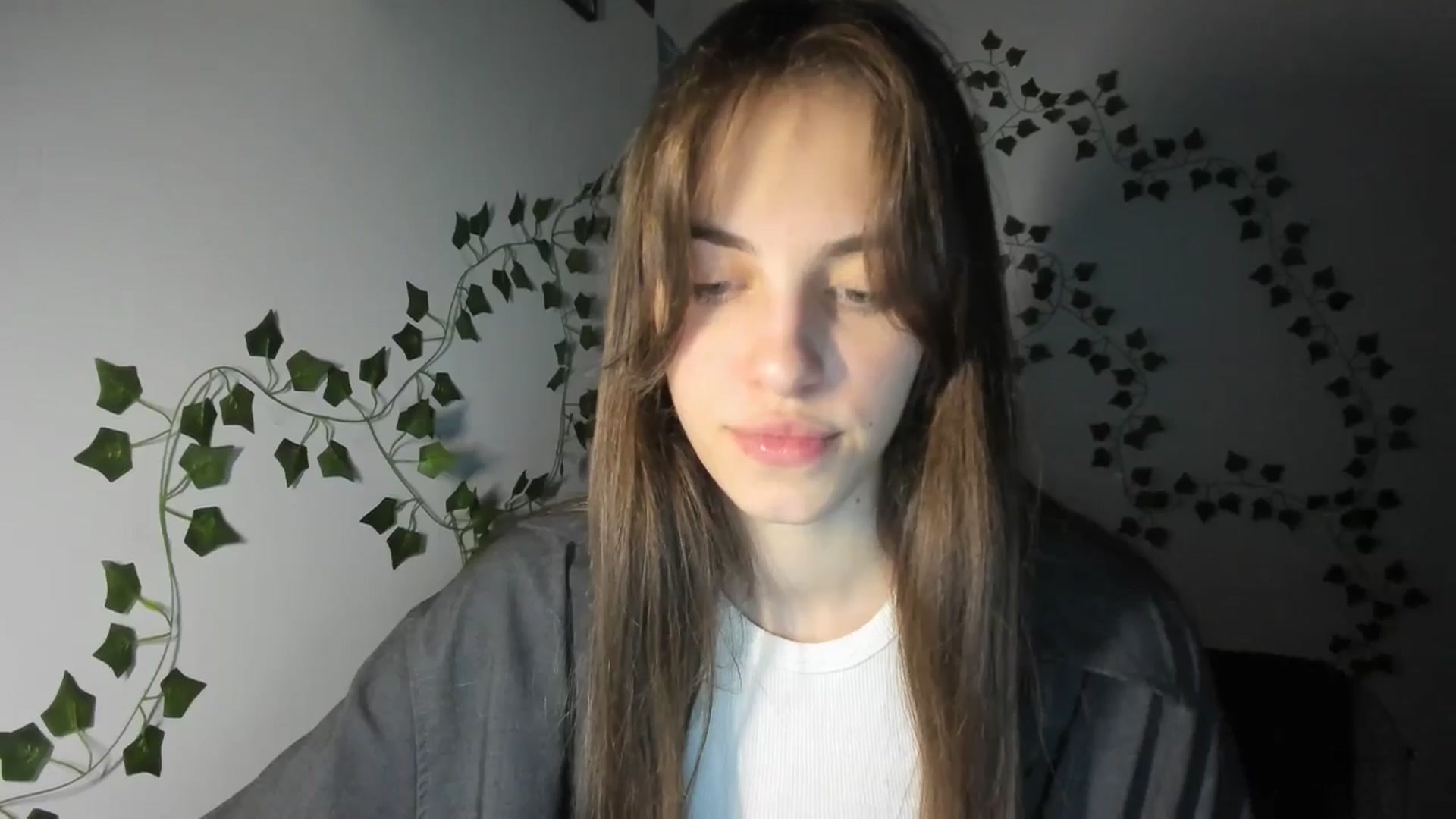 Gallery image thumbnail from Dashamoxy's myfreecams stream on, 03/29/2026, 16:35 image 3 of 20