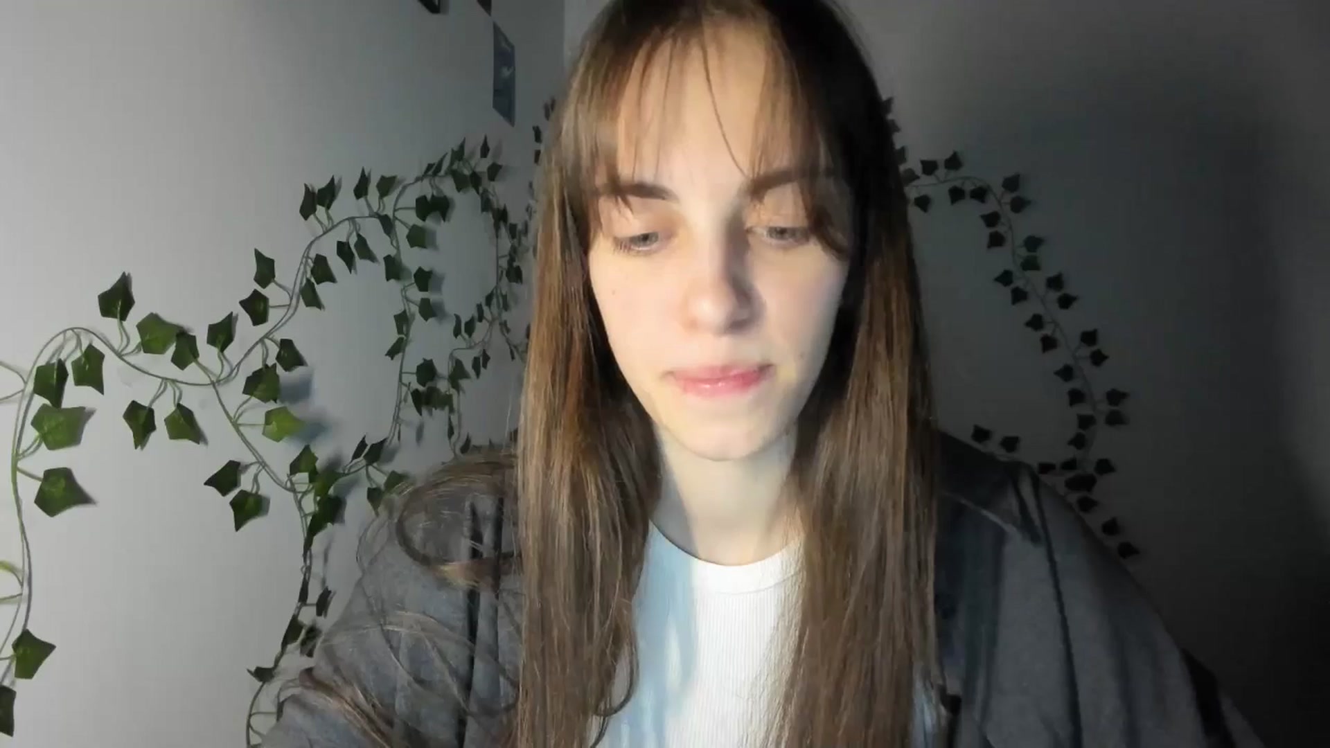 Gallery image thumbnail from Dashamoxy's myfreecams stream on, 03/29/2026, 16:35 image 19 of 20