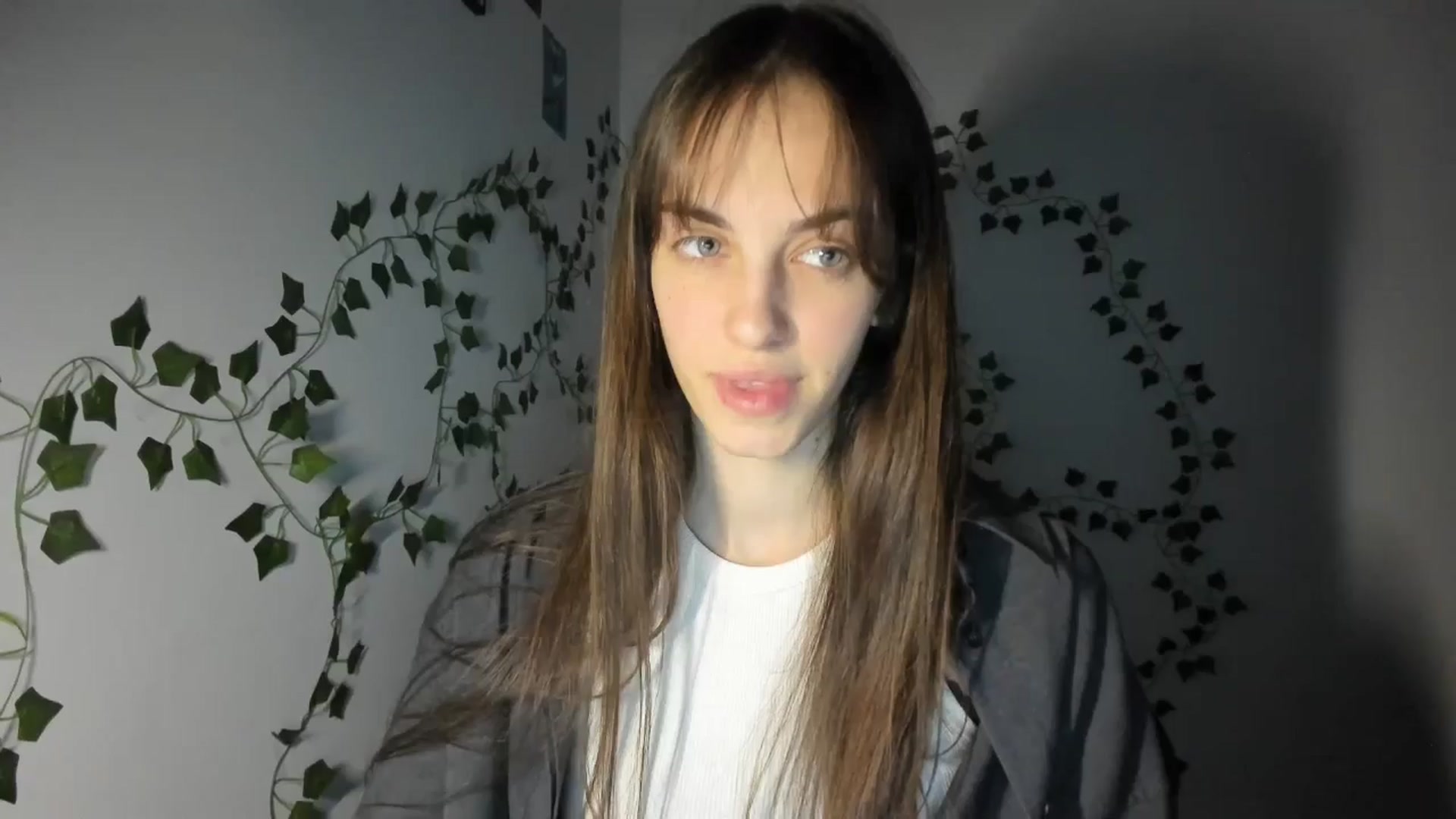 Gallery image thumbnail from Dashamoxy's myfreecams stream on, 03/29/2026, 16:35 image 18 of 20