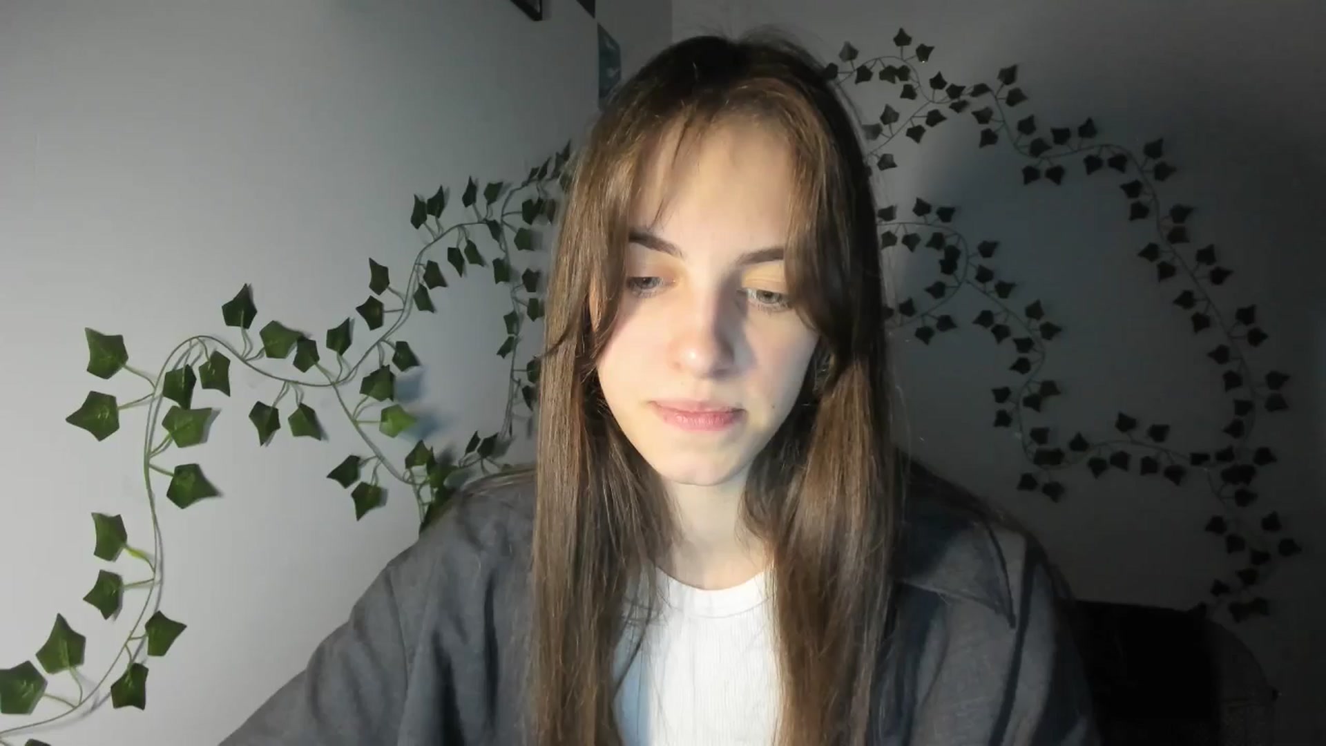 Gallery image thumbnail from Dashamoxy's myfreecams stream on, 03/29/2026, 16:35 image 4 of 20