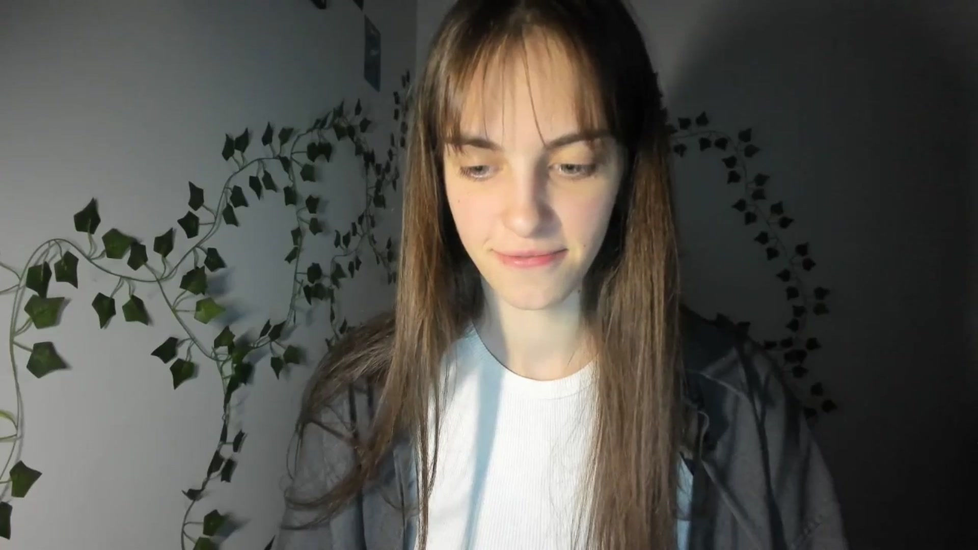 Gallery image thumbnail from Dashamoxy's myfreecams stream on, 03/29/2026, 16:35 image 16 of 20