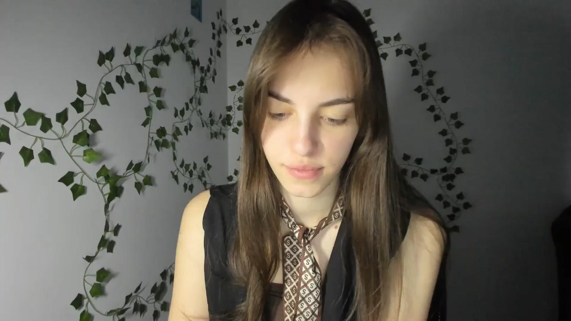Gallery image thumbnail from Dashamoxy's myfreecams stream on, 04/02/2026, 15:08 image 5 of 20