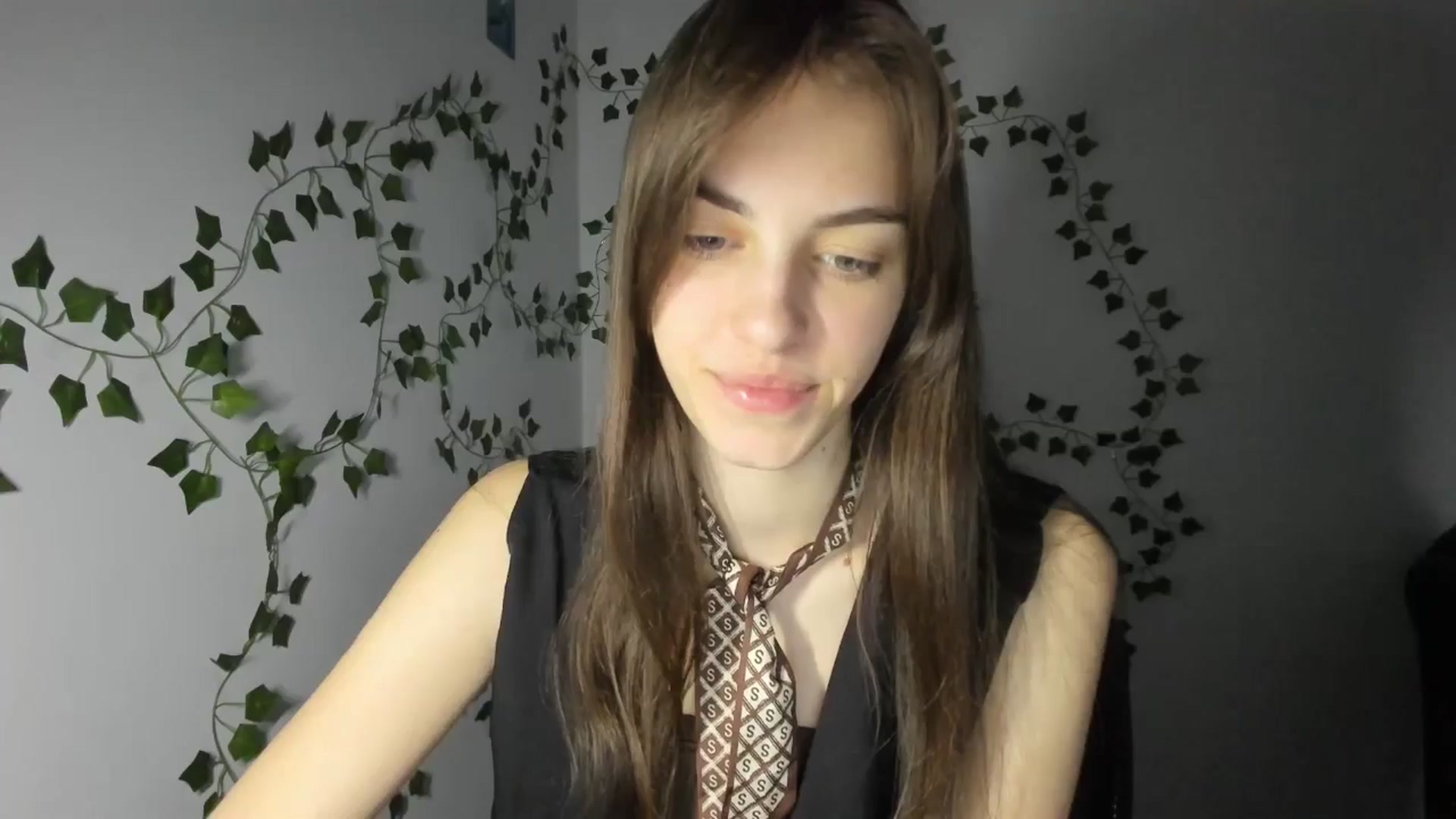 Gallery image thumbnail from Dashamoxy's myfreecams stream on, 04/02/2026, 15:08 image 14 of 20