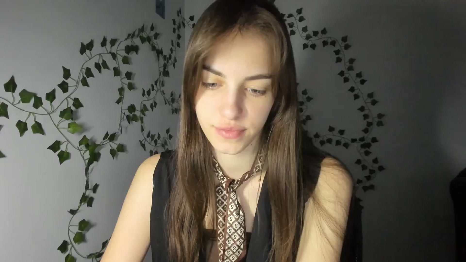 Gallery image thumbnail from Dashamoxy's myfreecams stream on, 04/02/2026, 15:08 image 11 of 20