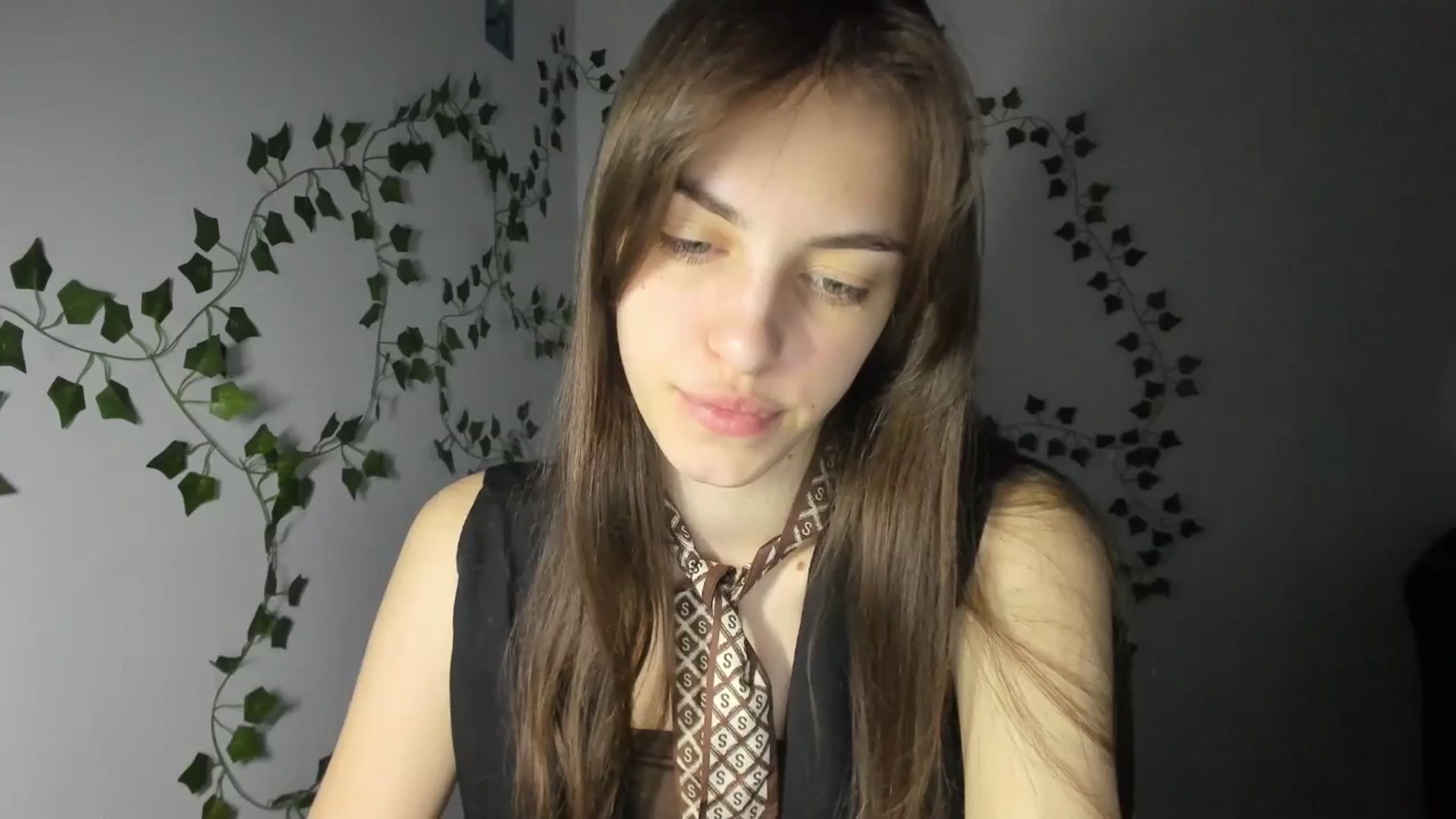 Gallery image thumbnail from Dashamoxy's myfreecams stream on, 04/02/2026, 15:08 image 10 of 20