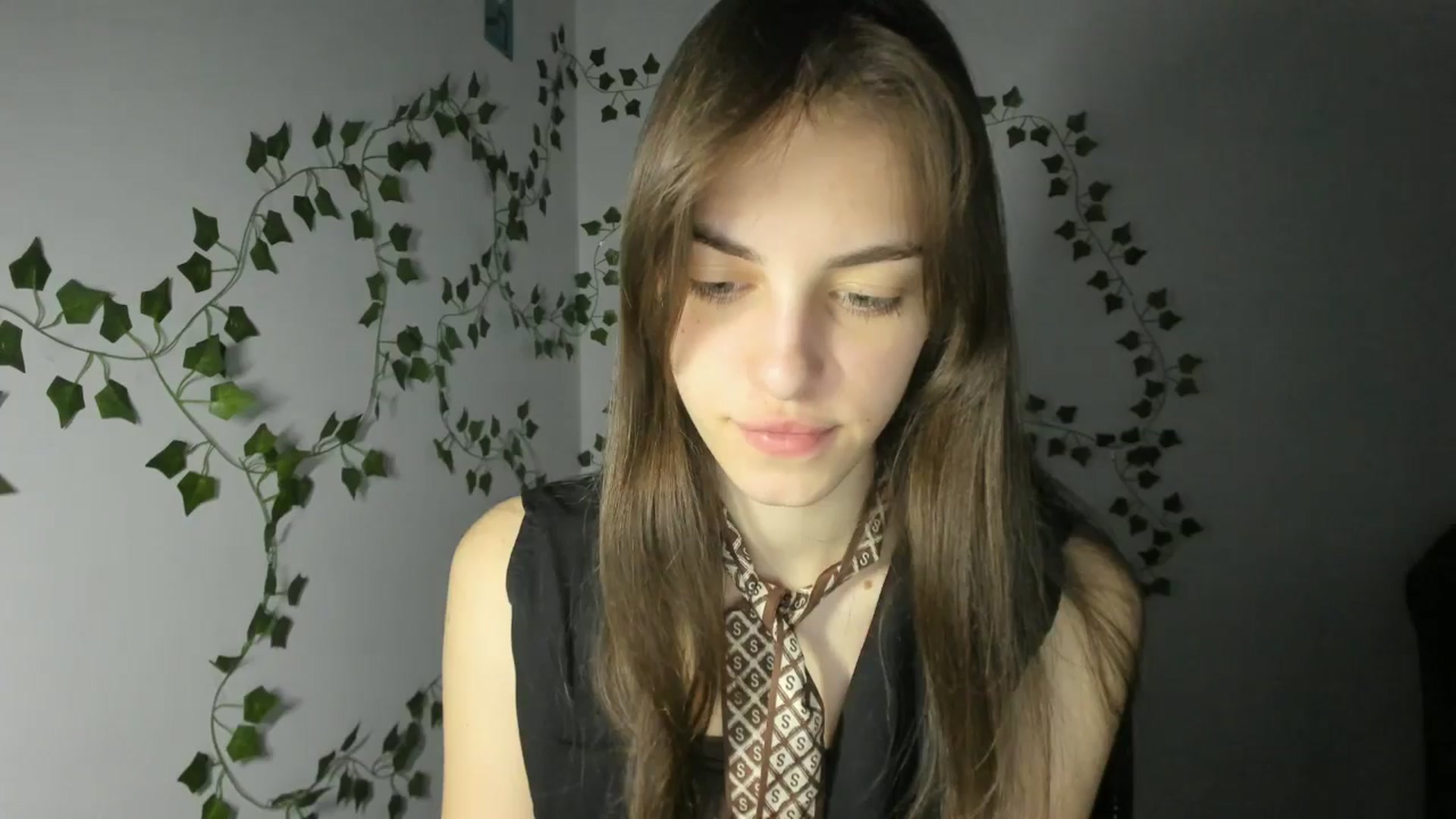 Gallery image thumbnail from Dashamoxy's myfreecams stream on, 04/02/2026, 15:08 image 7 of 20