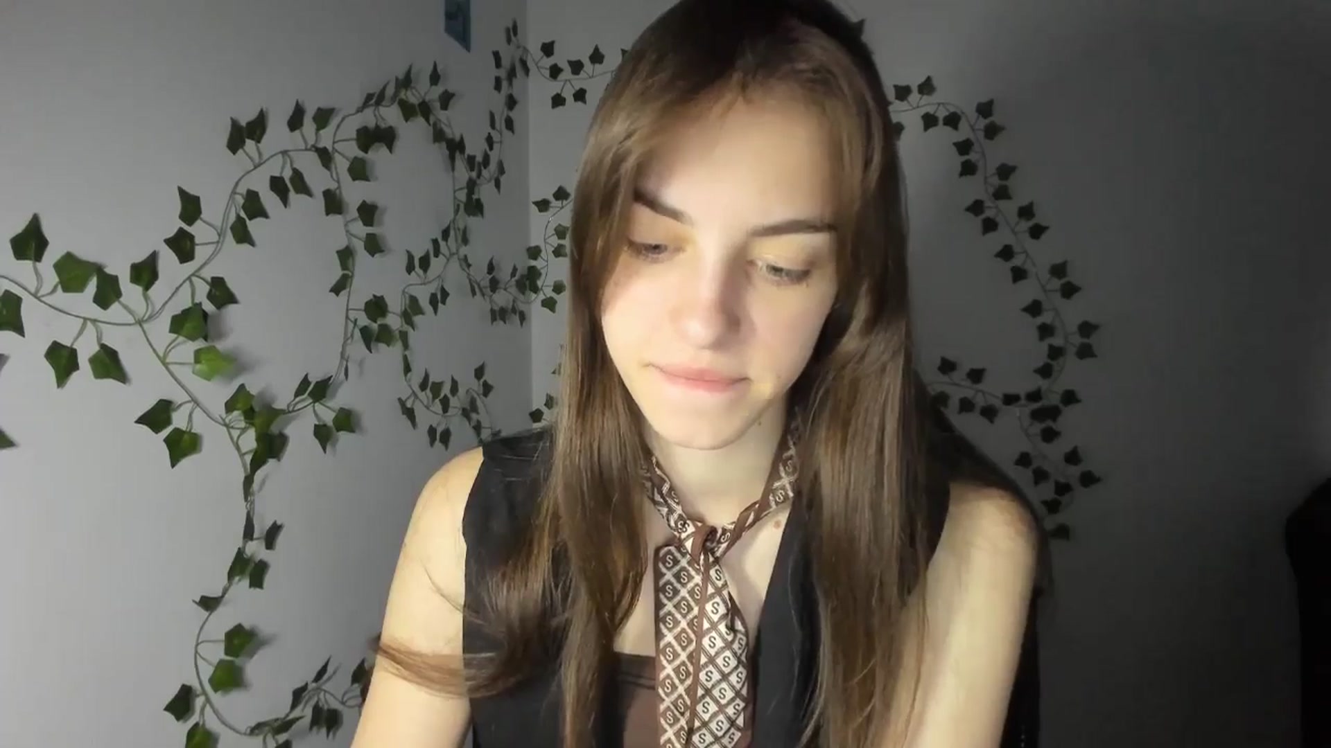 Gallery image thumbnail from Dashamoxy's myfreecams stream on, 04/02/2026, 15:08 image 3 of 20