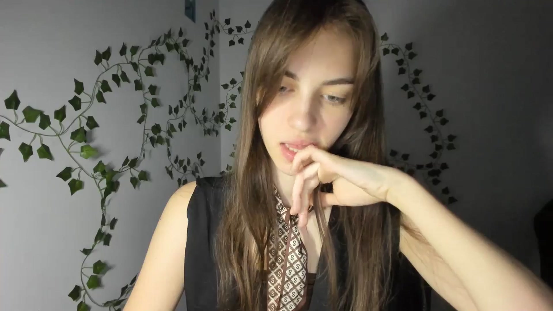 Gallery image thumbnail from Dashamoxy's myfreecams stream on, 04/02/2026, 15:08 image 12 of 20