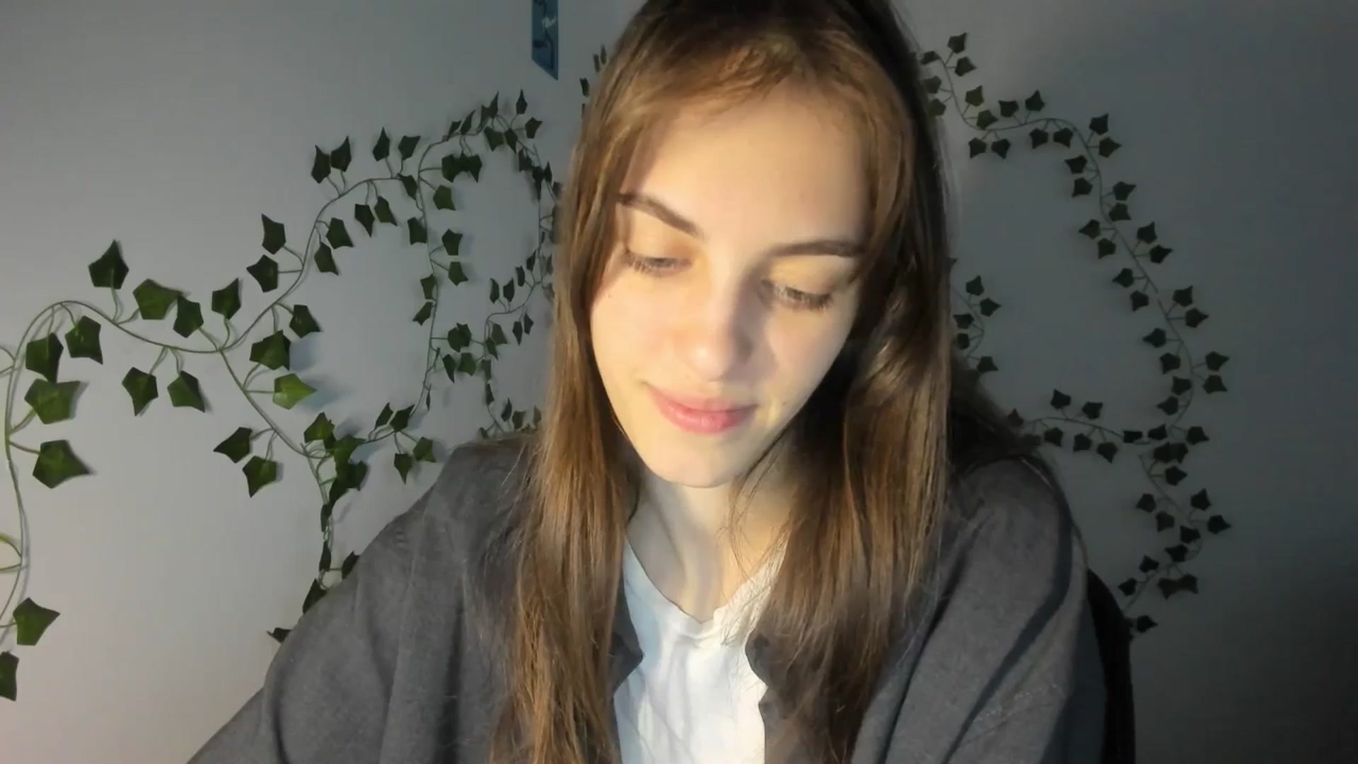 Gallery image thumbnail from Dashamoxy's myfreecams stream on, 04/03/2026, 15:56 image 9 of 20