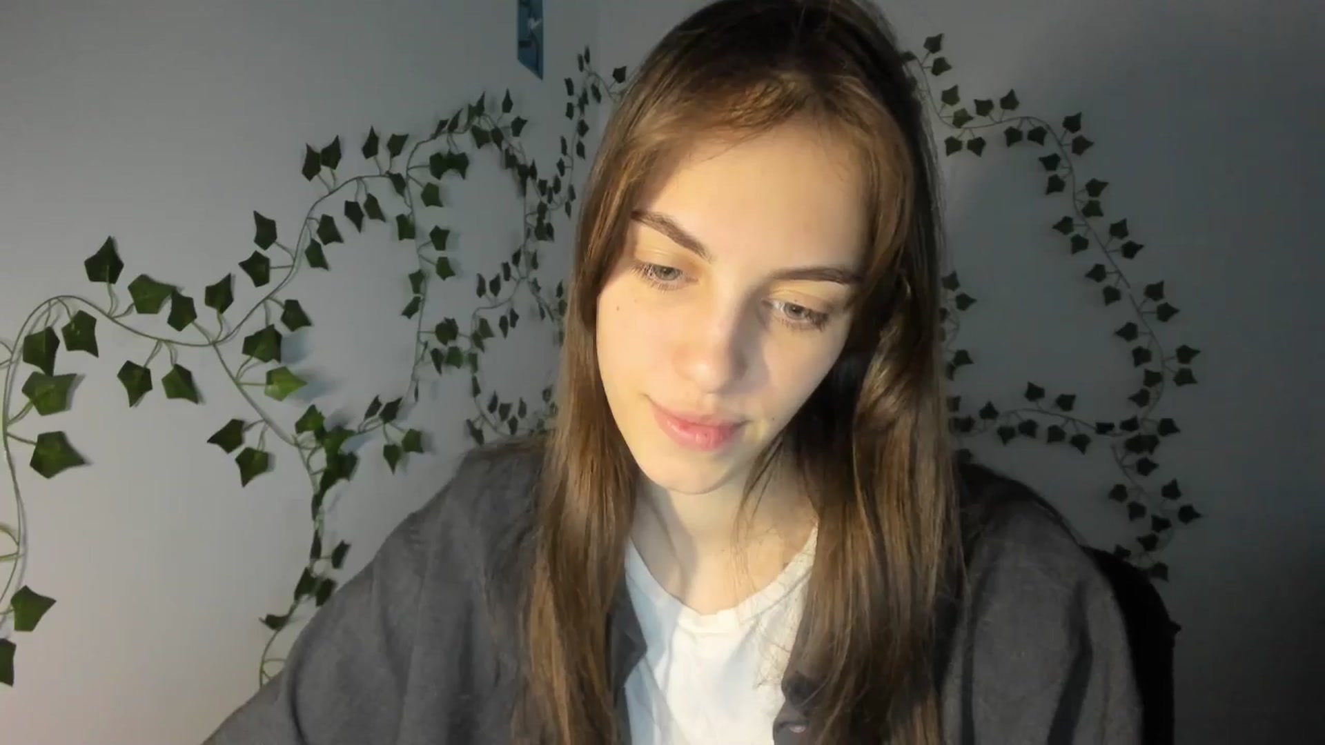Gallery image thumbnail from Dashamoxy's myfreecams stream on, 04/03/2026, 15:56 image 10 of 20