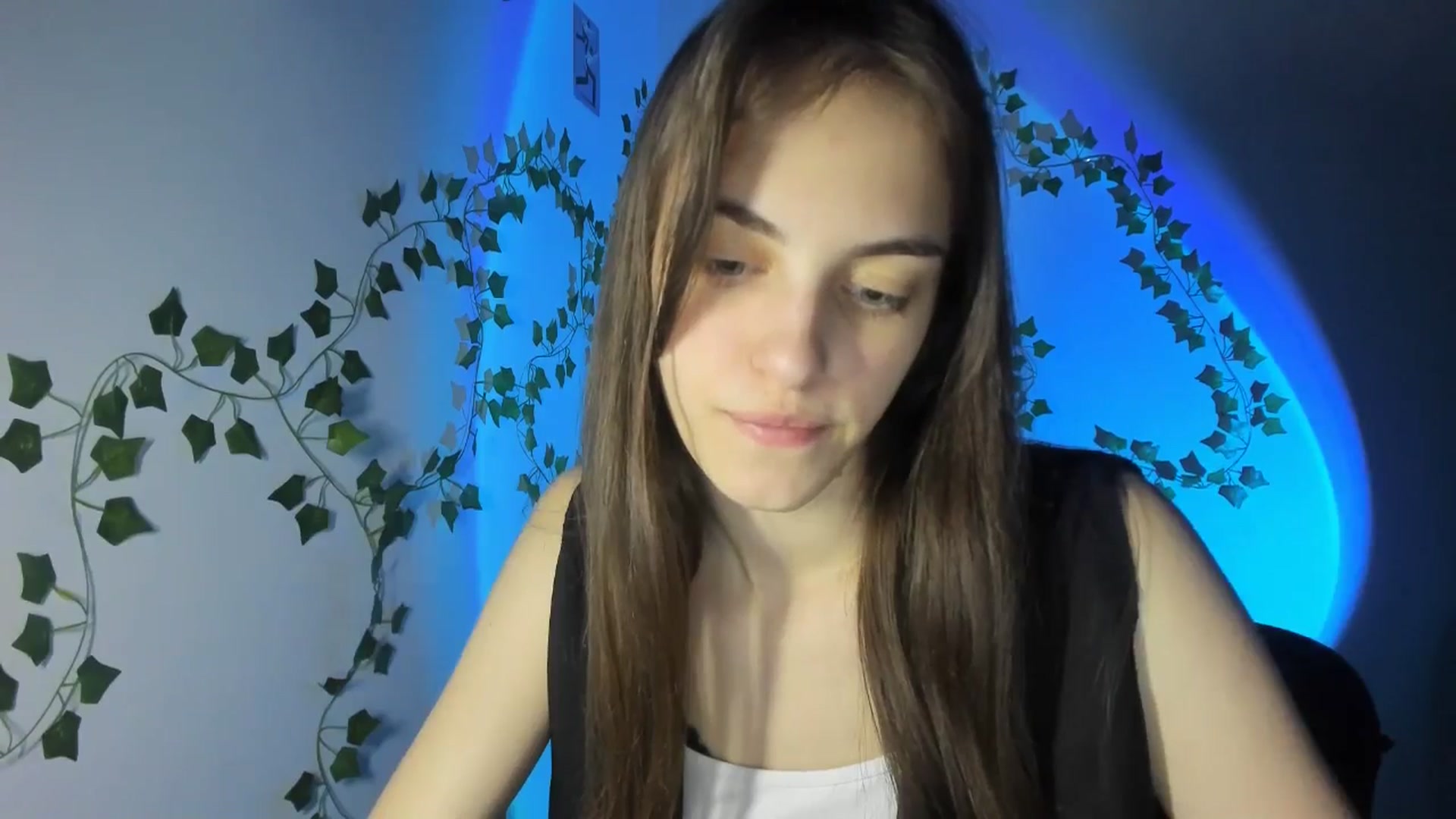 Gallery image thumbnail from Dashamoxy's myfreecams stream on, 04/04/2026, 18:18 image 18 of 20