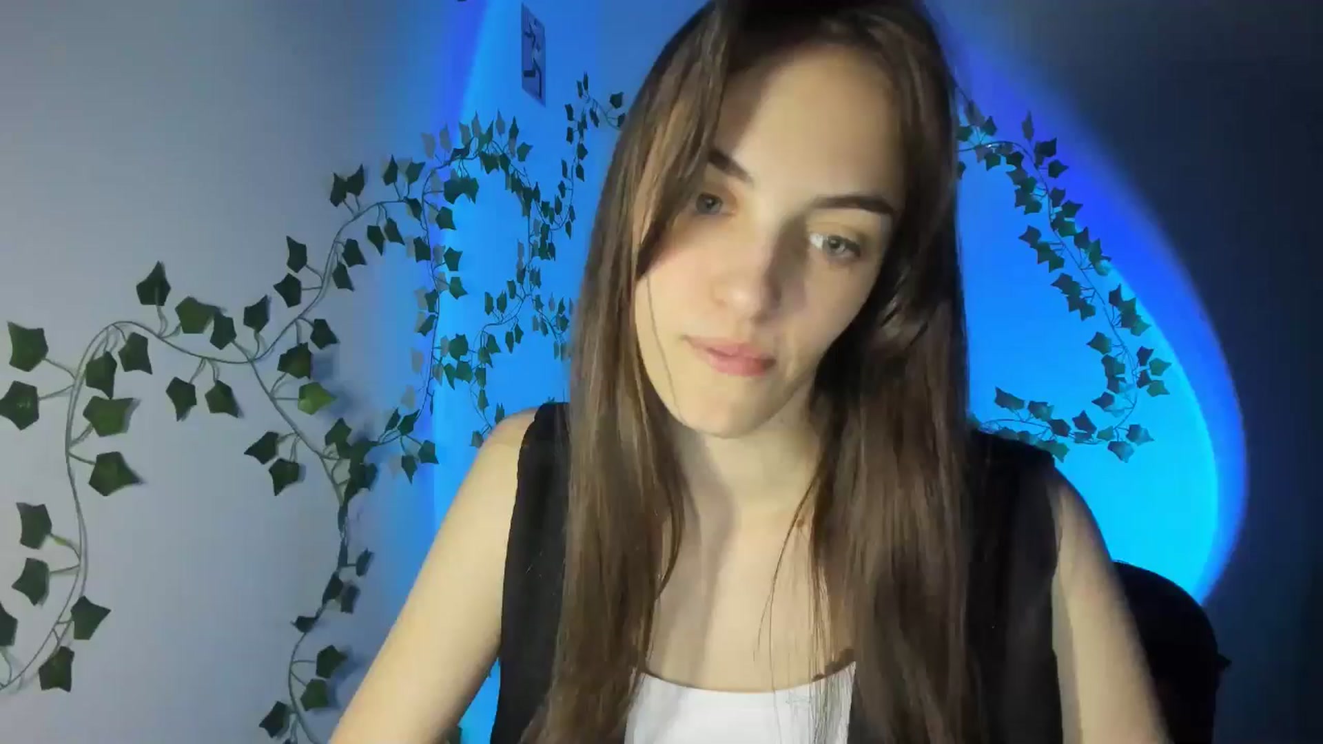 Gallery image thumbnail from Dashamoxy's myfreecams stream on, 04/04/2026, 18:18 image 7 of 20