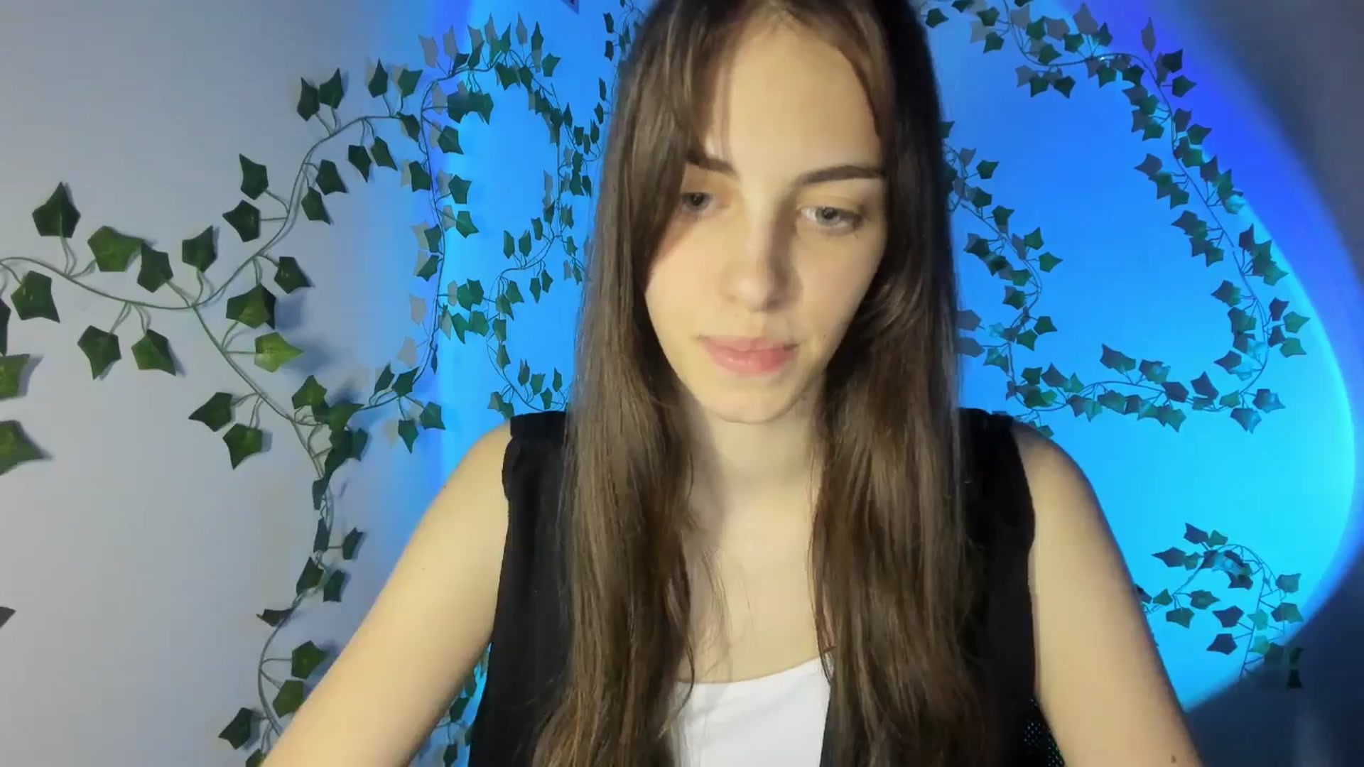 Gallery image thumbnail from Dashamoxy's myfreecams stream on, 04/04/2026, 20:09 image 10 of 20