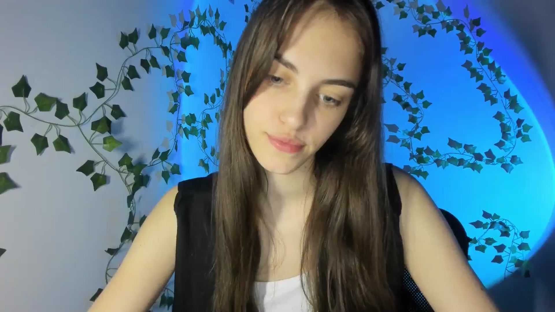 Gallery image thumbnail from Dashamoxy's myfreecams stream on, 04/04/2026, 20:09 image 12 of 20
