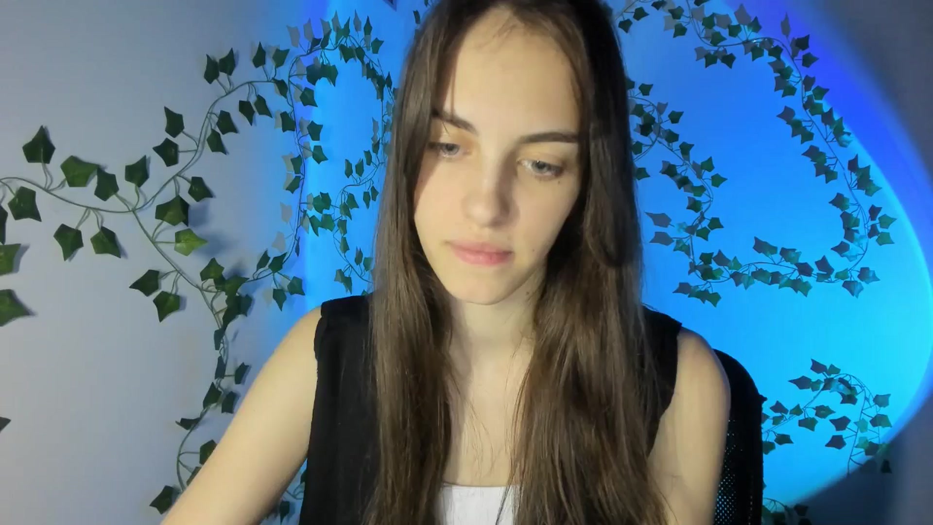 Gallery image thumbnail from Dashamoxy's myfreecams stream on, 04/04/2026, 20:09 image 17 of 20