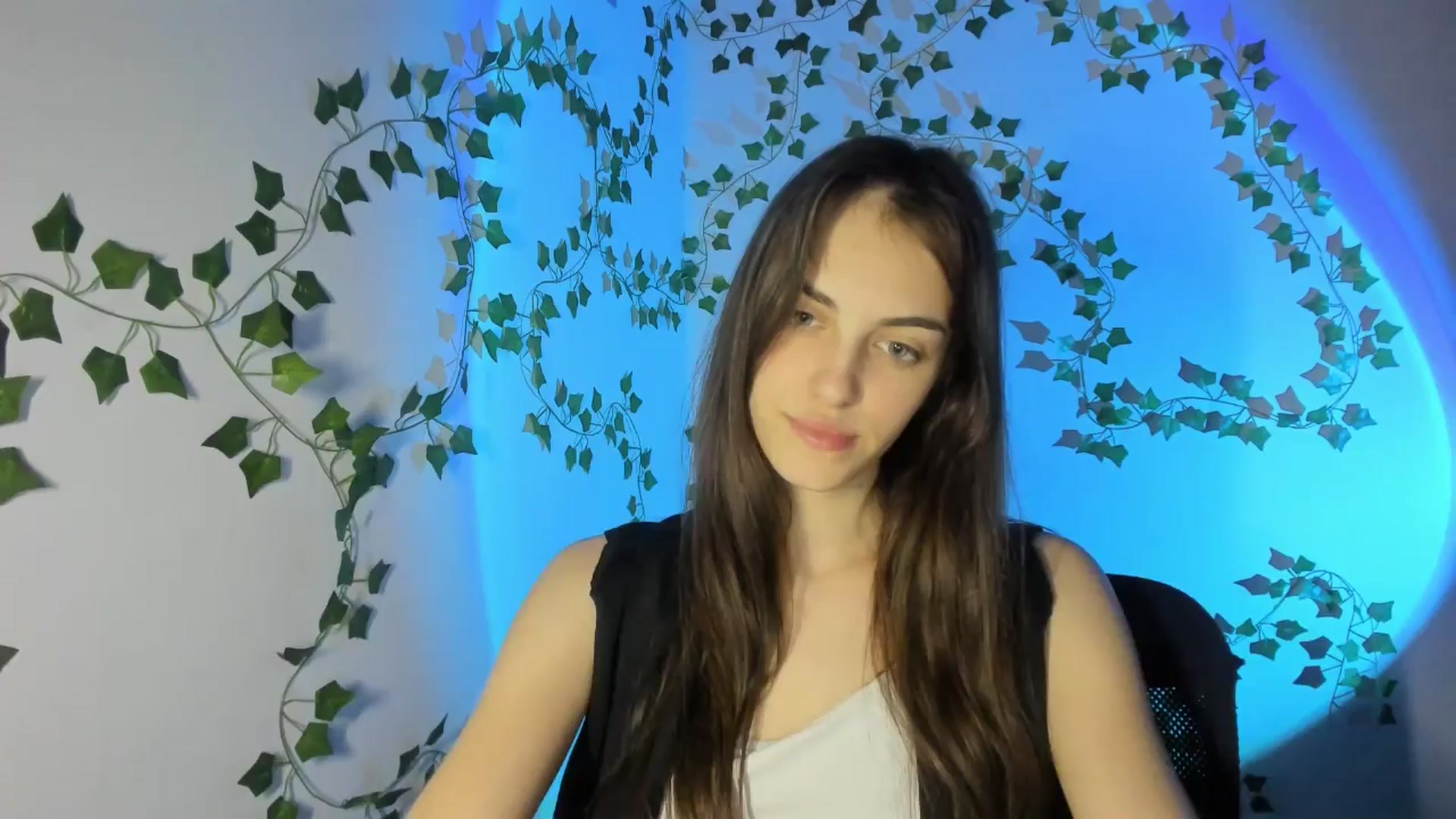 Gallery image thumbnail from Dashamoxy's myfreecams stream on, 04/04/2026, 20:09 image 1 of 20