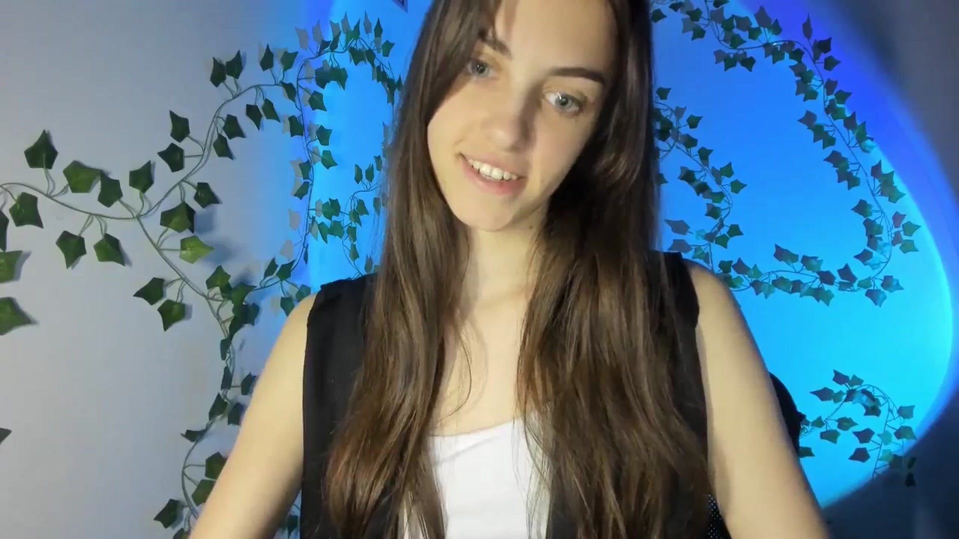 Gallery image thumbnail from Dashamoxy's myfreecams stream on, 04/04/2026, 20:09 image 11 of 20