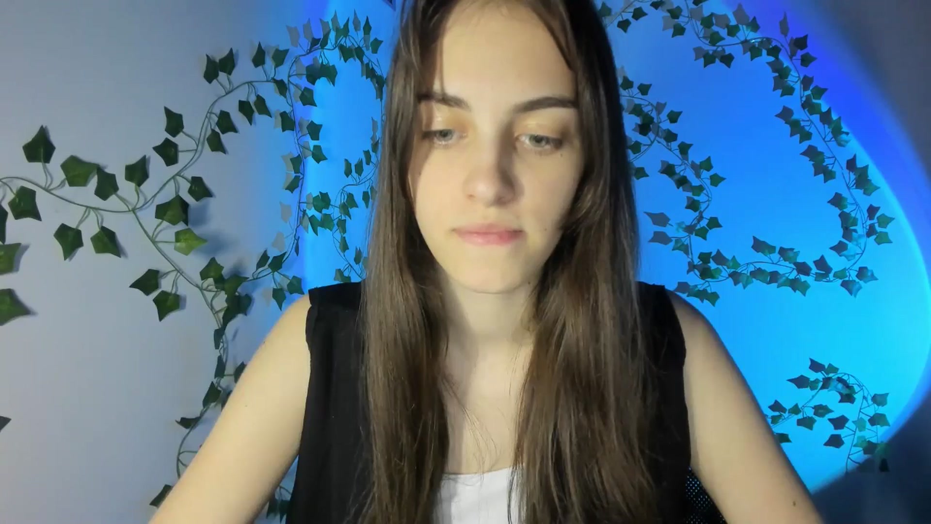 Gallery image thumbnail from Dashamoxy's myfreecams stream on, 04/04/2026, 20:09 image 16 of 20