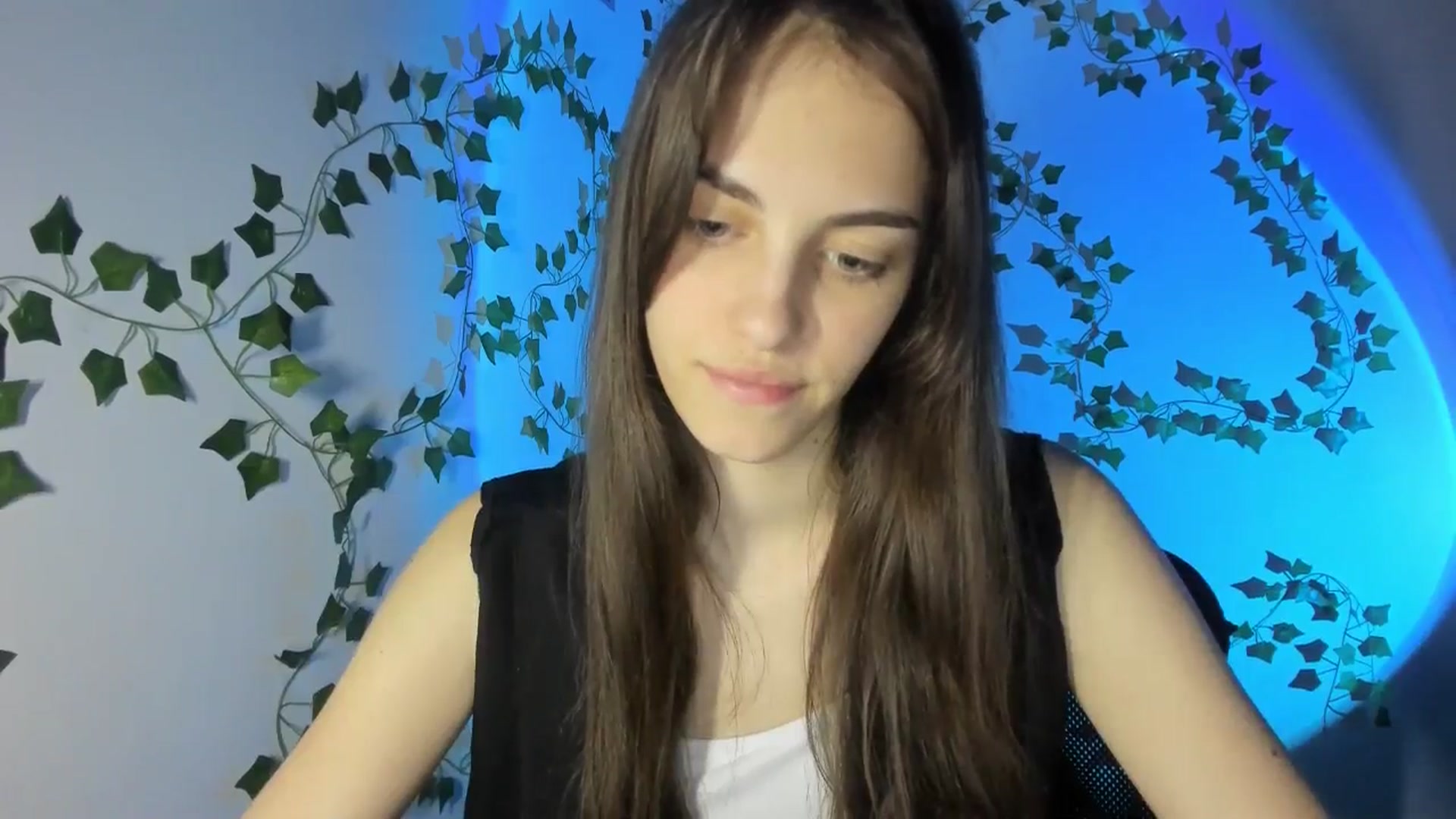 Gallery image thumbnail from Dashamoxy's myfreecams stream on, 04/04/2026, 20:09 image 13 of 20