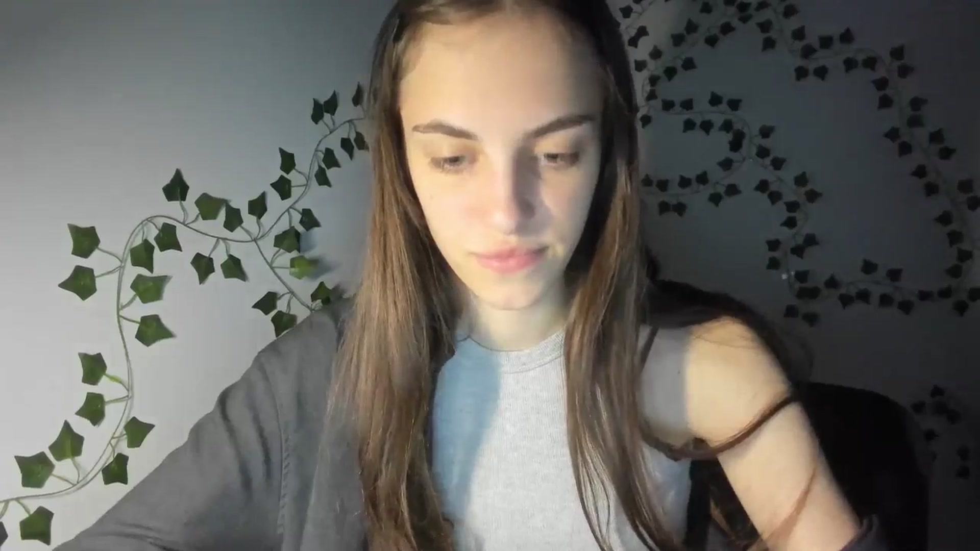 Gallery image thumbnail from Dashamoxy's myfreecams stream on, 04/05/2026, 18:23 image 3 of 20