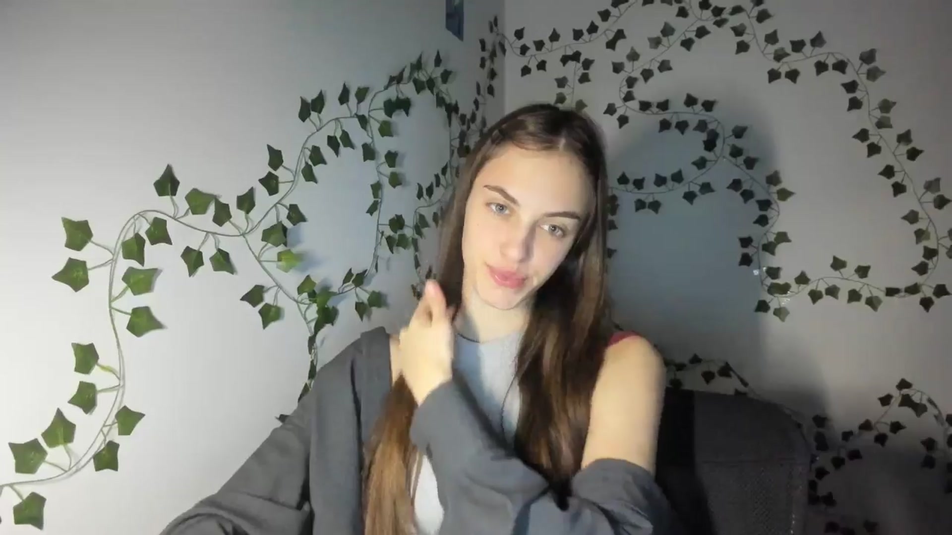 Gallery image thumbnail from Dashamoxy's myfreecams stream on, 04/05/2026, 18:23 image 15 of 20