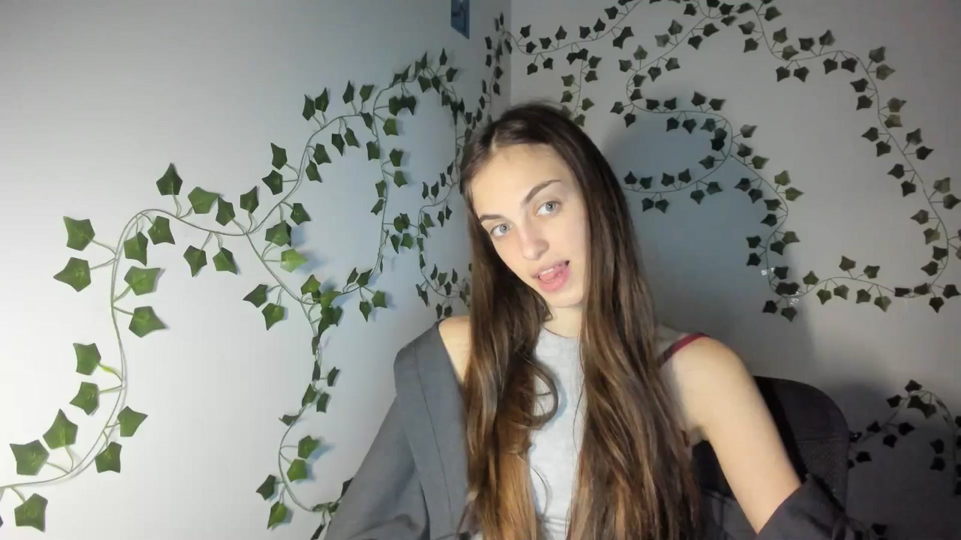 Gallery image thumbnail from Dashamoxy's myfreecams stream on, 04/05/2026, 18:23 image 14 of 20
