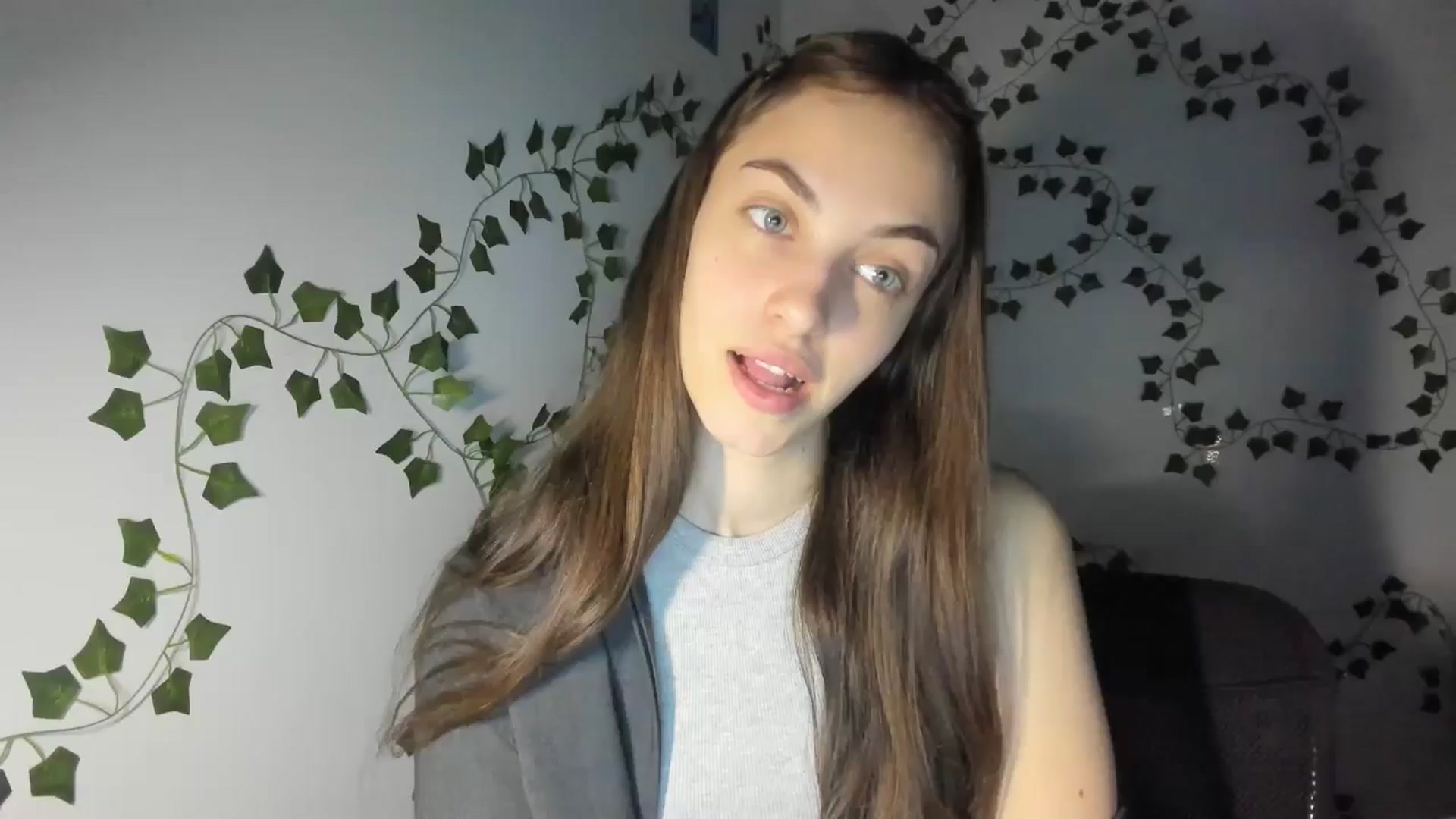 Gallery image thumbnail from Dashamoxy's myfreecams stream on, 04/05/2026, 18:23 image 5 of 20