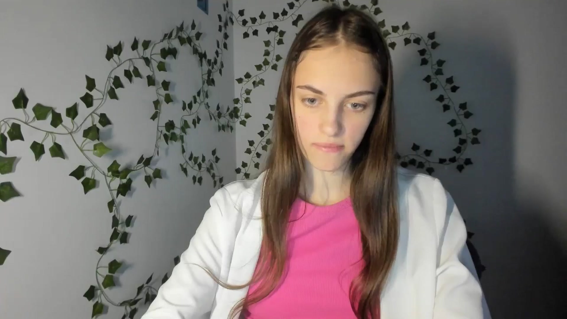 Gallery image thumbnail from Dashamoxy's myfreecams stream on, 04/08/2026, 16:50 image 8 of 20