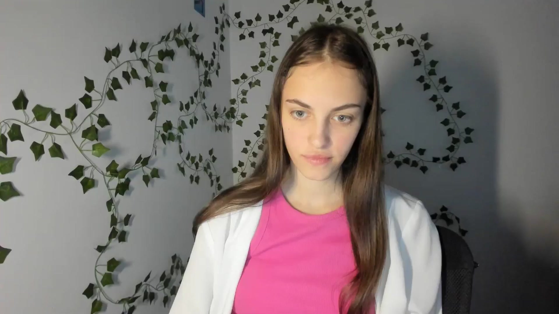Gallery image thumbnail from Dashamoxy's myfreecams stream on, 04/08/2026, 16:50 image 7 of 20