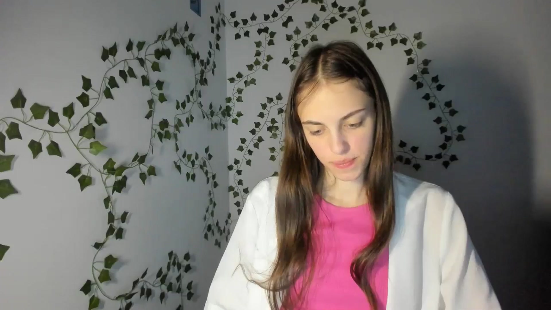 Gallery image thumbnail from Dashamoxy's myfreecams stream on, 04/08/2026, 16:50 image 16 of 20