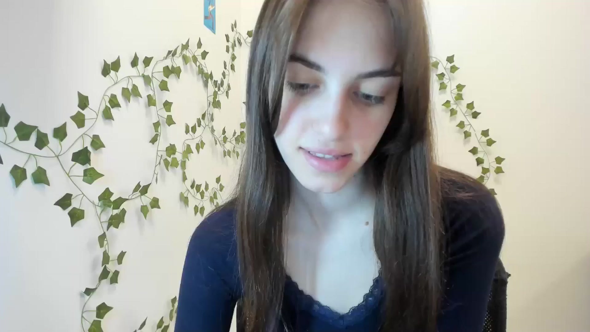 Gallery image thumbnail from Dashamoxy's myfreecams stream on, 04/09/2026, 17:39 image 18 of 20