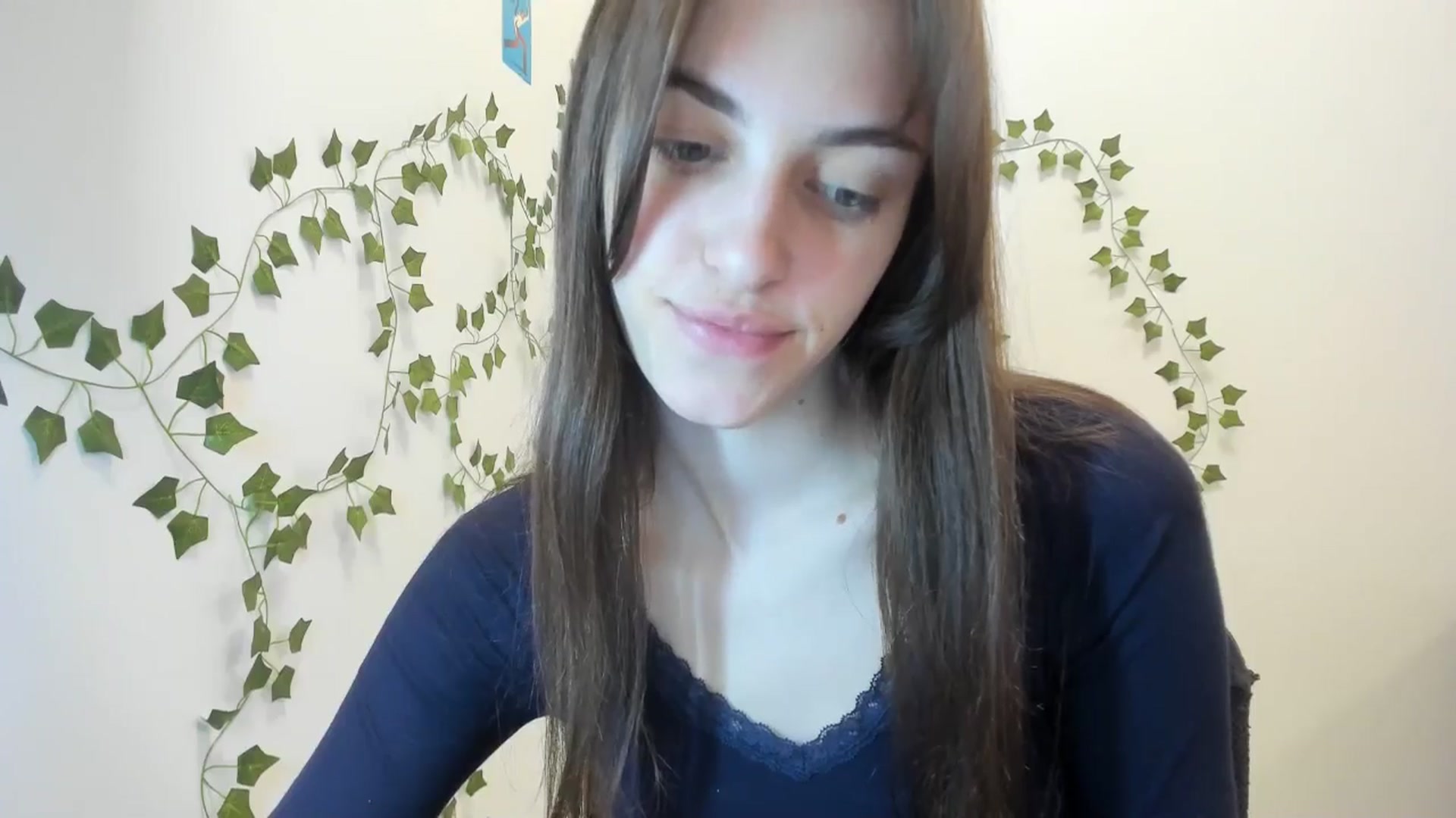 Gallery image thumbnail from Dashamoxy's myfreecams stream on, 04/09/2026, 17:39 image 17 of 20
