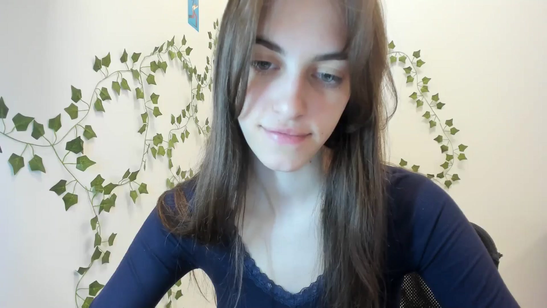 Gallery image thumbnail from Dashamoxy's myfreecams stream on, 04/09/2026, 17:39 image 7 of 20