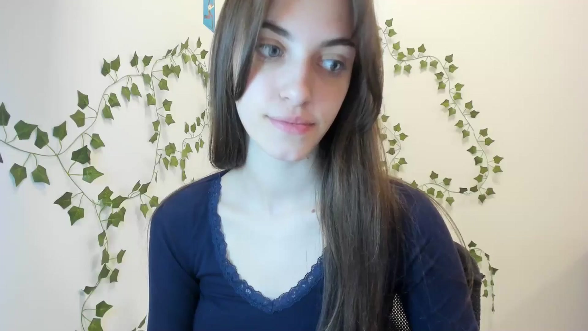 Gallery image thumbnail from Dashamoxy's myfreecams stream on, 04/09/2026, 17:39 image 3 of 20