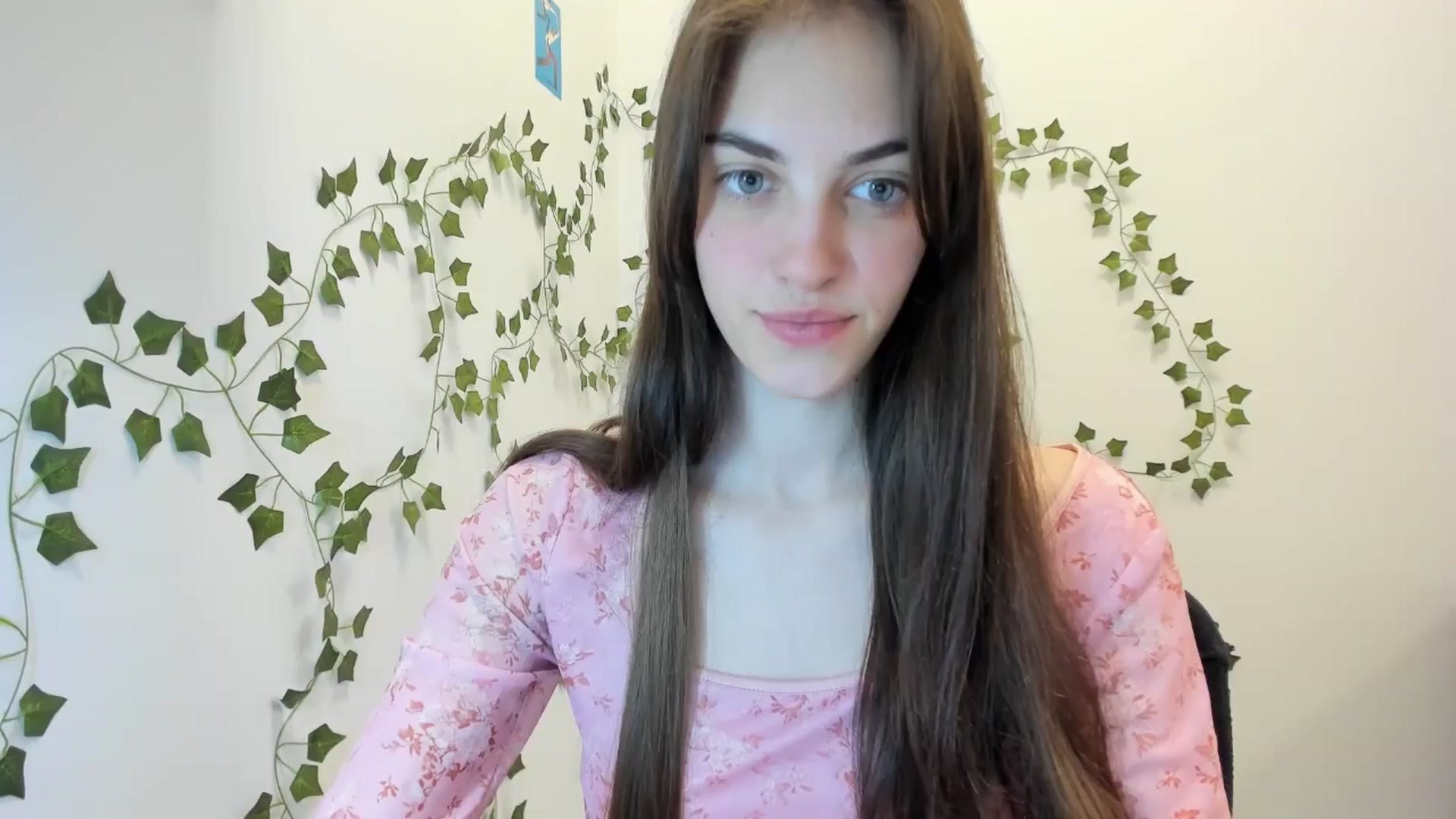 Gallery image thumbnail from Dashamoxy's myfreecams stream on, 04/10/2026, 16:40 image 1 of 20