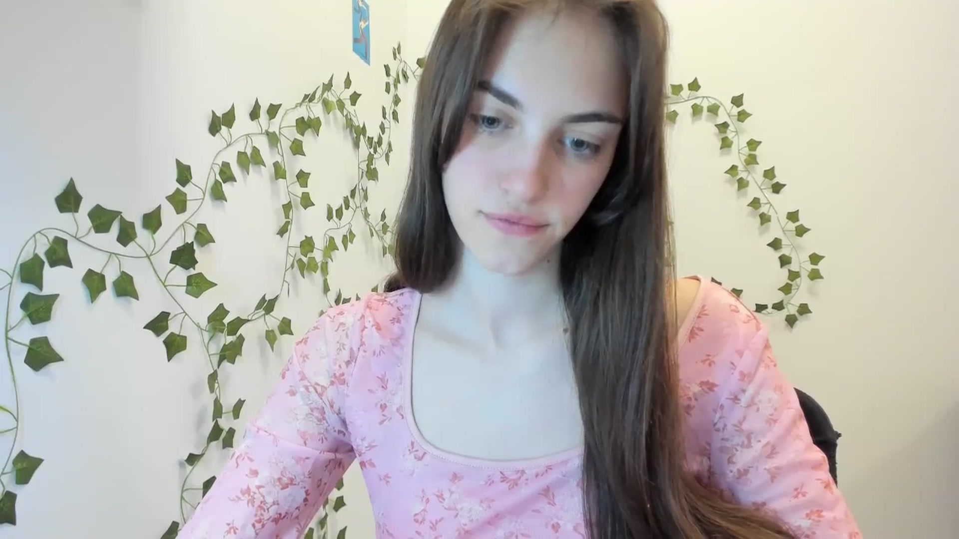Gallery image thumbnail from Dashamoxy's myfreecams stream on, 04/10/2026, 16:40 image 5 of 20