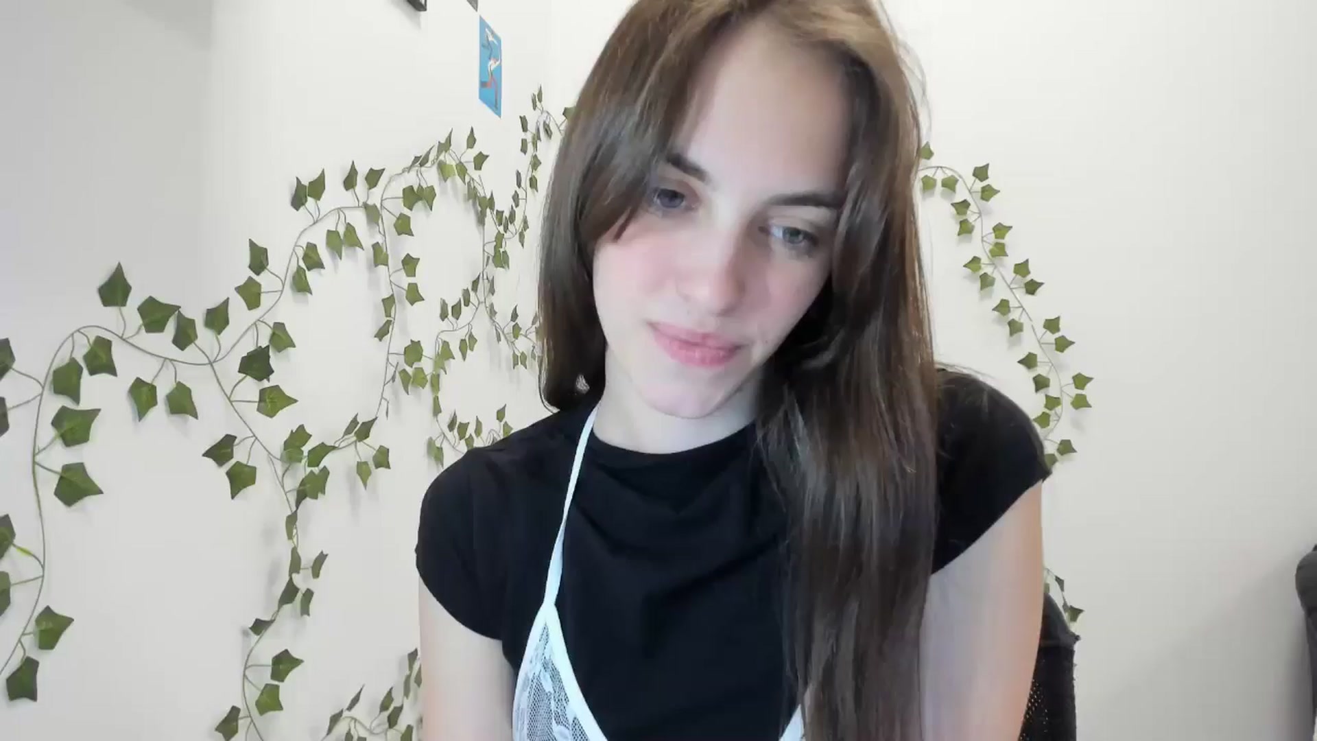 Gallery image thumbnail from Dashamoxy's myfreecams stream on, 04/11/2026, 17:16 image 19 of 20