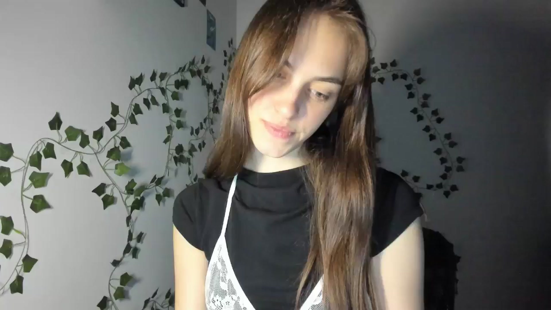 Gallery image thumbnail from Dashamoxy's myfreecams stream on, 04/11/2026, 17:58 image 20 of 20