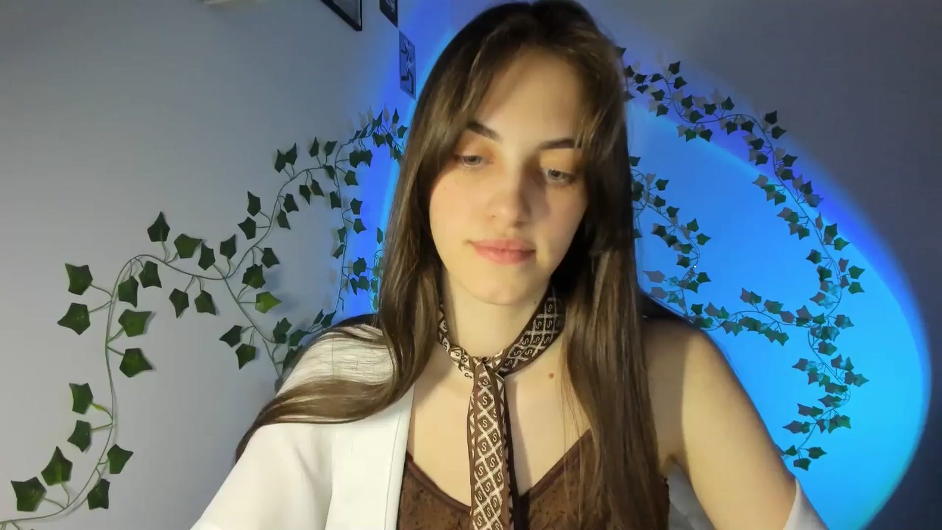 Gallery image thumbnail from Dashamoxy's myfreecams stream on, 04/14/2026, 16:25 image 9 of 20