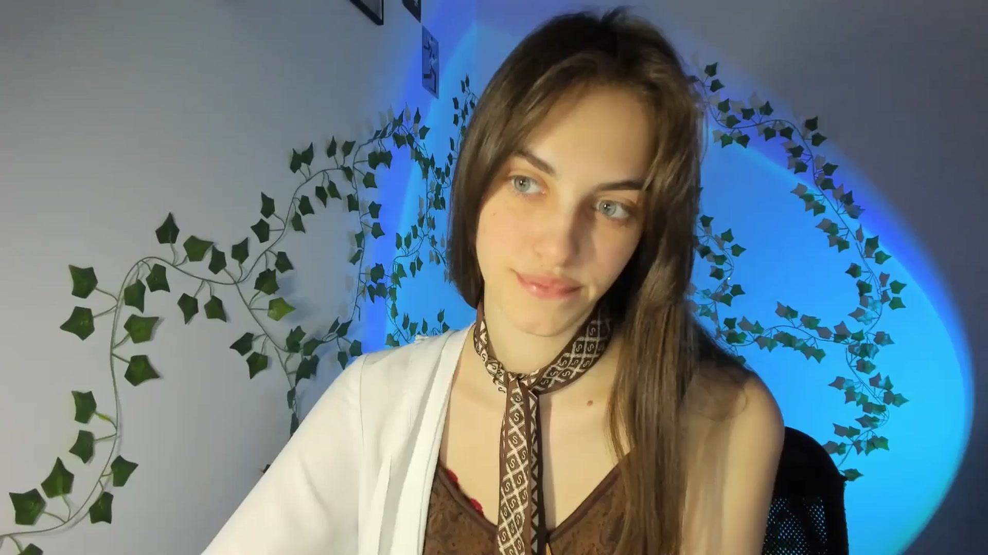 Gallery image thumbnail from Dashamoxy's myfreecams stream on, 04/14/2026, 16:25 image 4 of 20