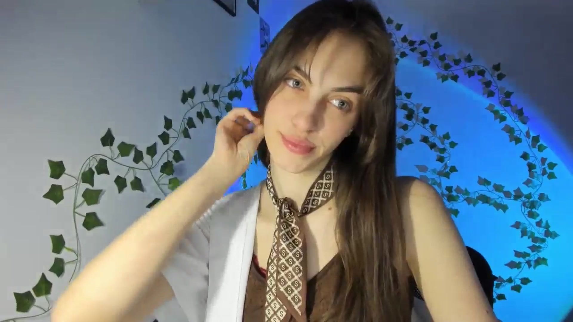 Gallery image thumbnail from Dashamoxy's myfreecams stream on, 04/14/2026, 16:25 image 18 of 20
