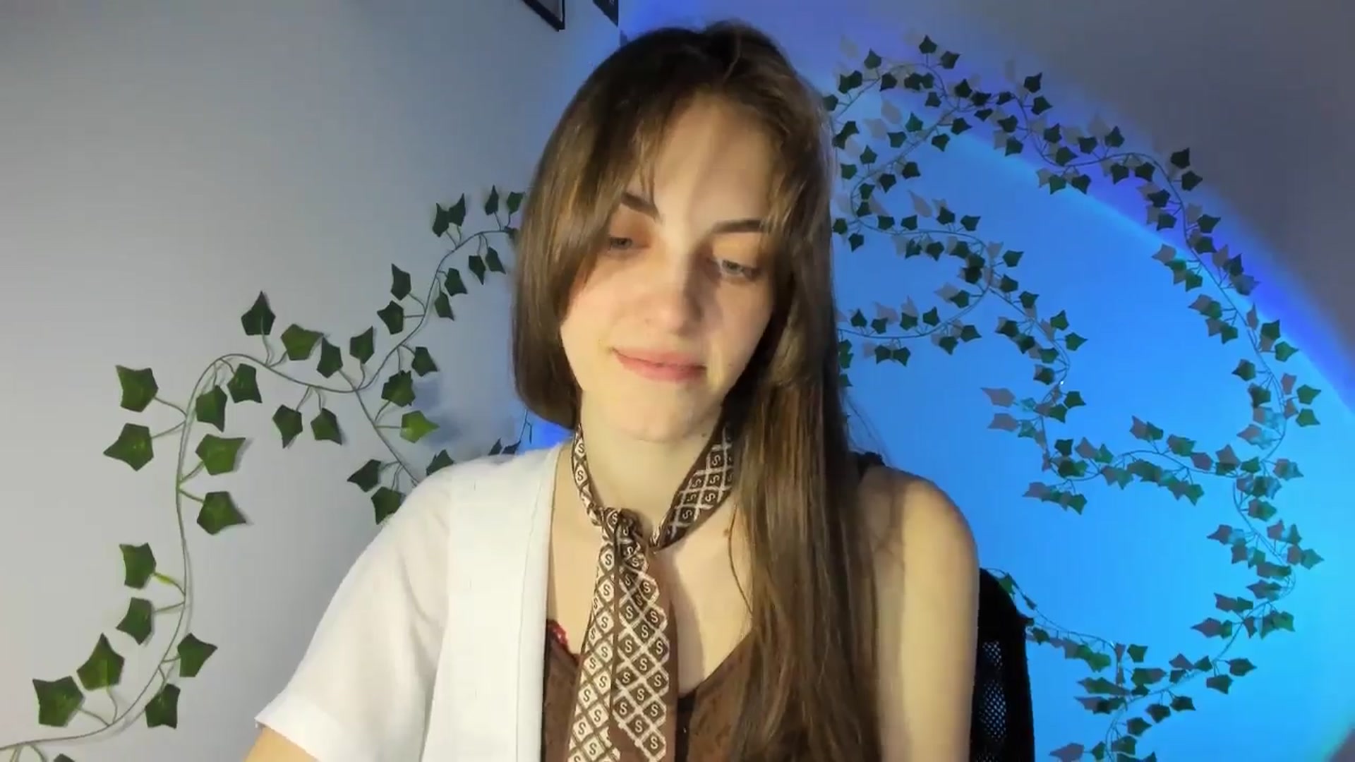 Gallery image thumbnail from Dashamoxy's myfreecams stream on, 04/14/2026, 16:25 image 19 of 20