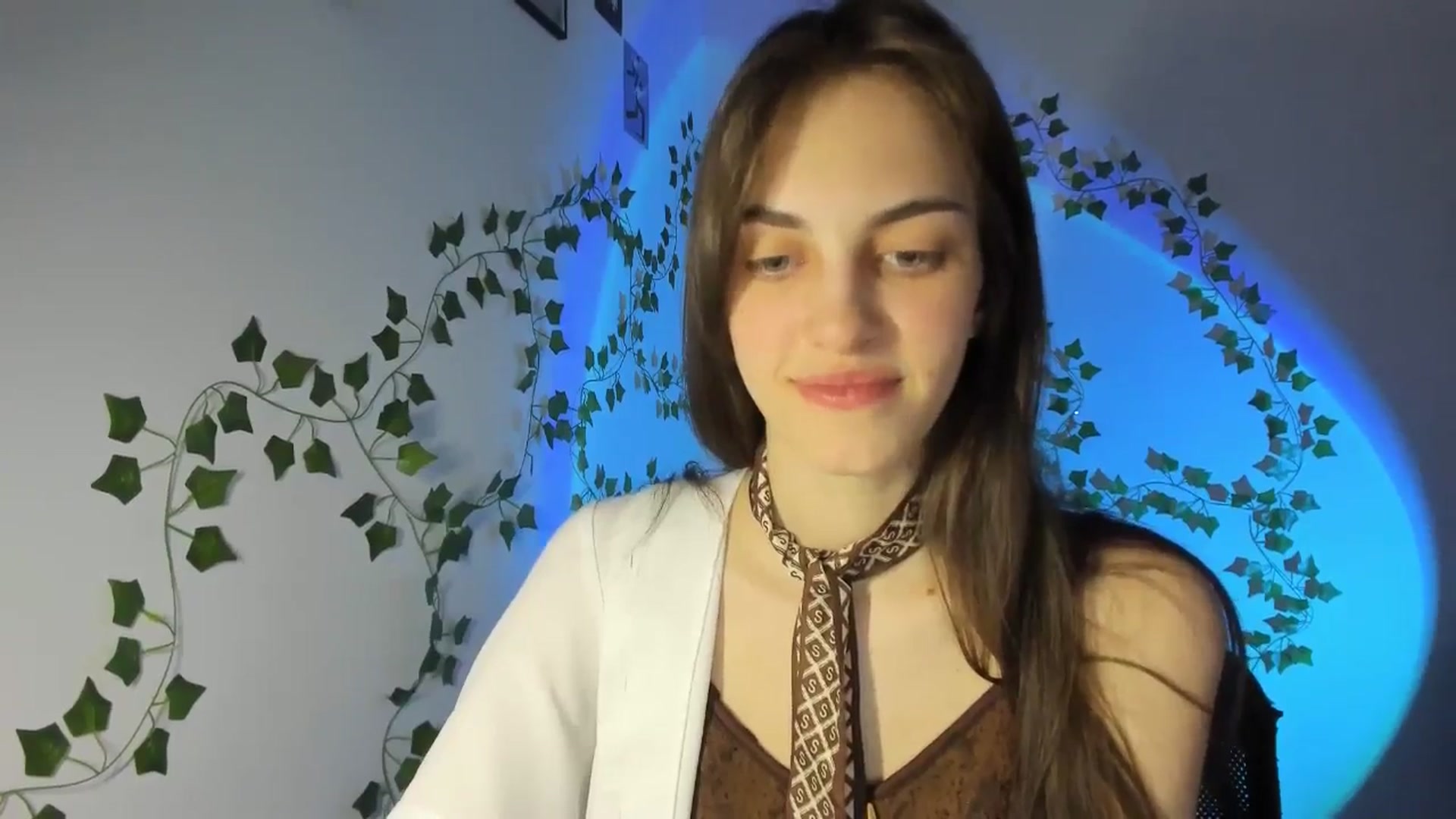 Gallery image thumbnail from Dashamoxy's myfreecams stream on, 04/14/2026, 16:25 image 8 of 20