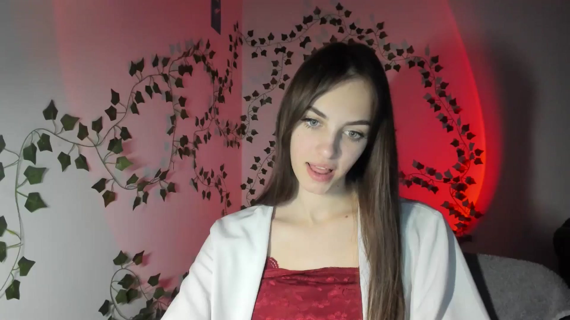 Gallery image thumbnail from Dashamoxy's myfreecams stream on, 04/17/2026, 19:02 image 4 of 20
