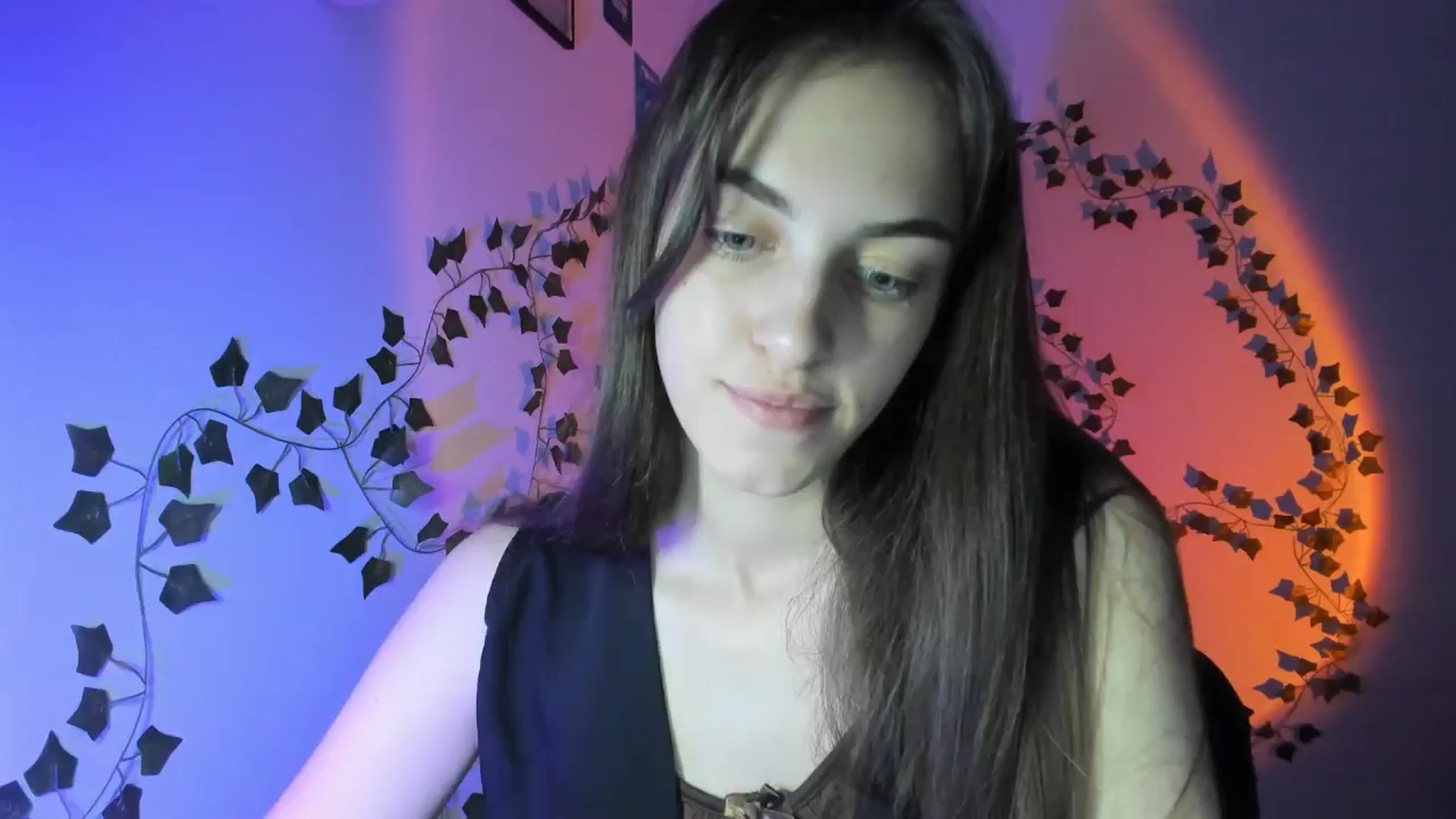 Gallery image thumbnail from Dashamoxy's myfreecams stream on, 04/18/2026, 16:54 image 1 of 20